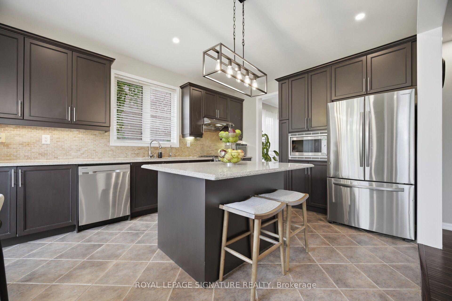 Photo 11 of 721 Reece Court, Milton, Harrison — HOMEH