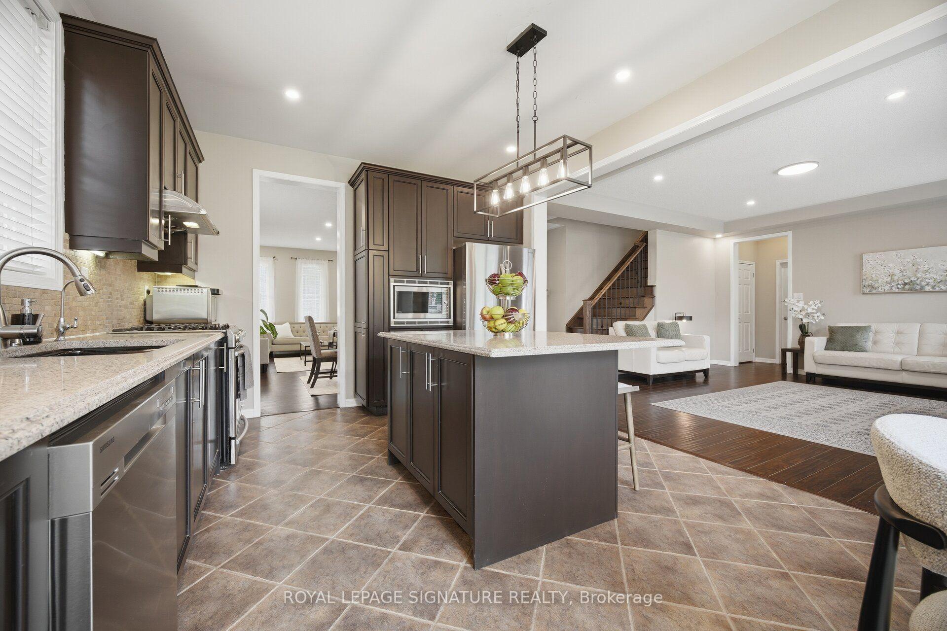 Photo 12 of 721 Reece Court, Milton, Harrison — HOMEH