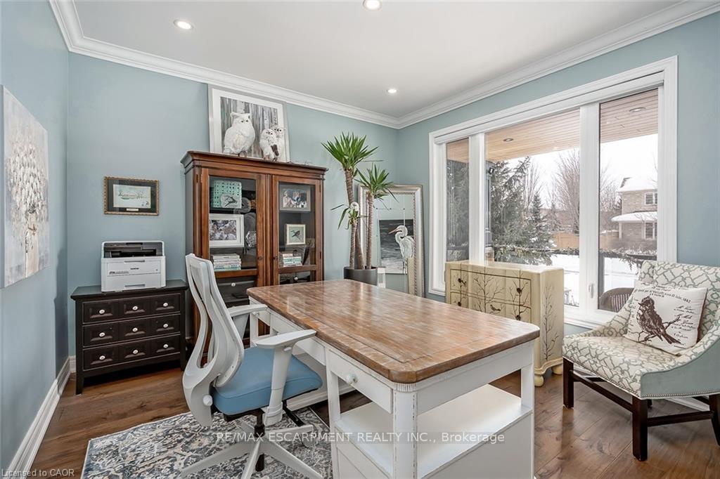 Photo 7 of 4252 Sarazen Drive, Burlington, Rose — HOMEH