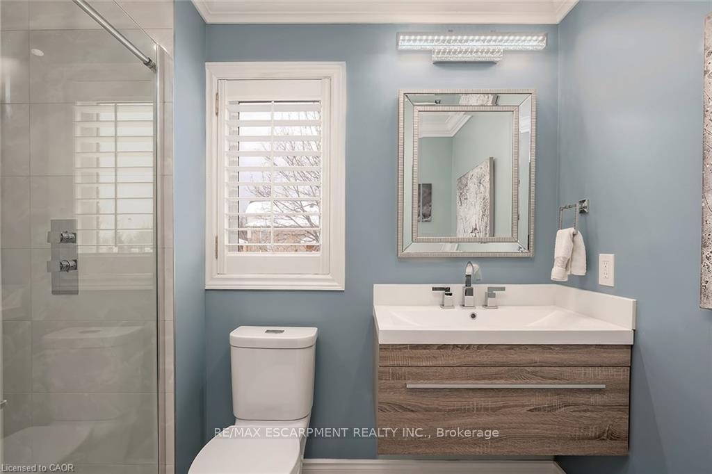 Photo 8 of 4252 Sarazen Drive, Burlington, Rose — HOMEH