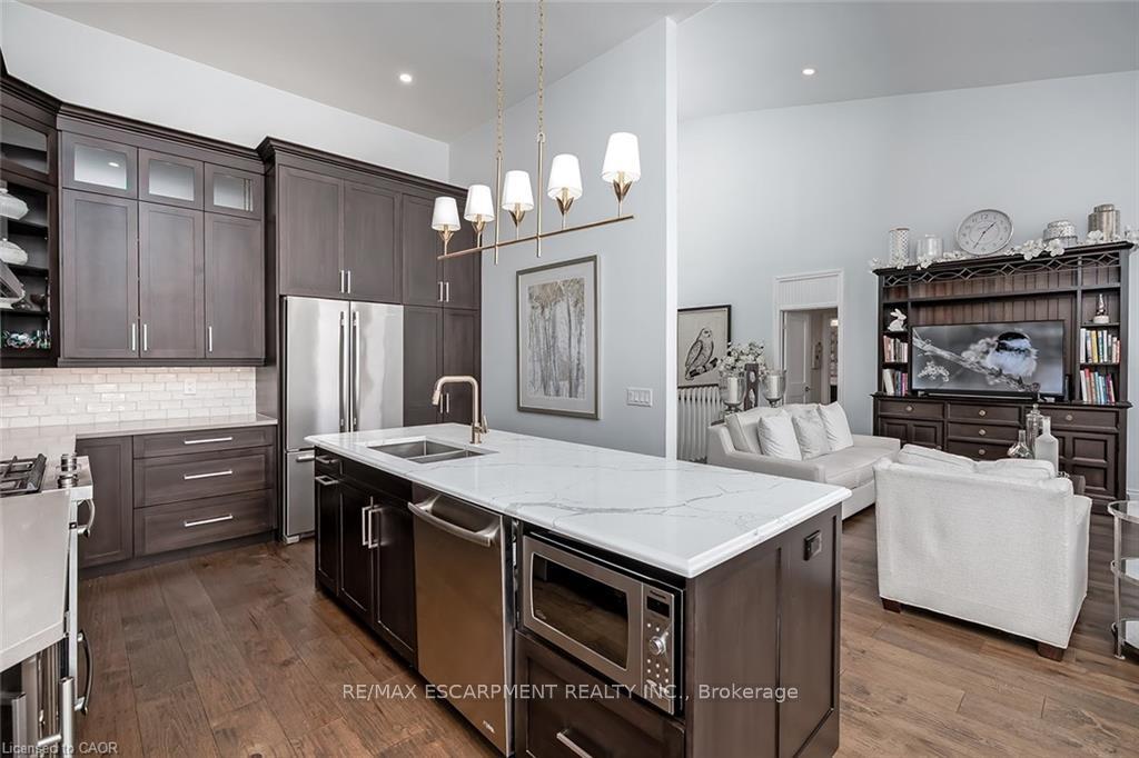 Photo 19 of 4252 Sarazen Drive, Burlington, Rose — HOMEH