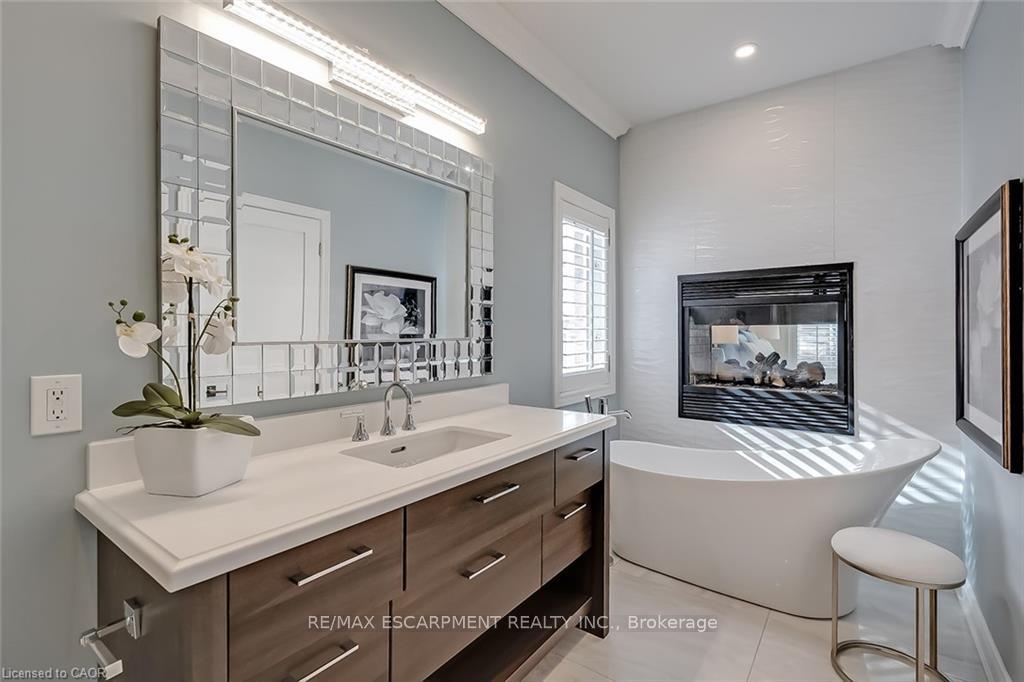 Photo 25 of 4252 Sarazen Drive, Burlington, Rose — HOMEH