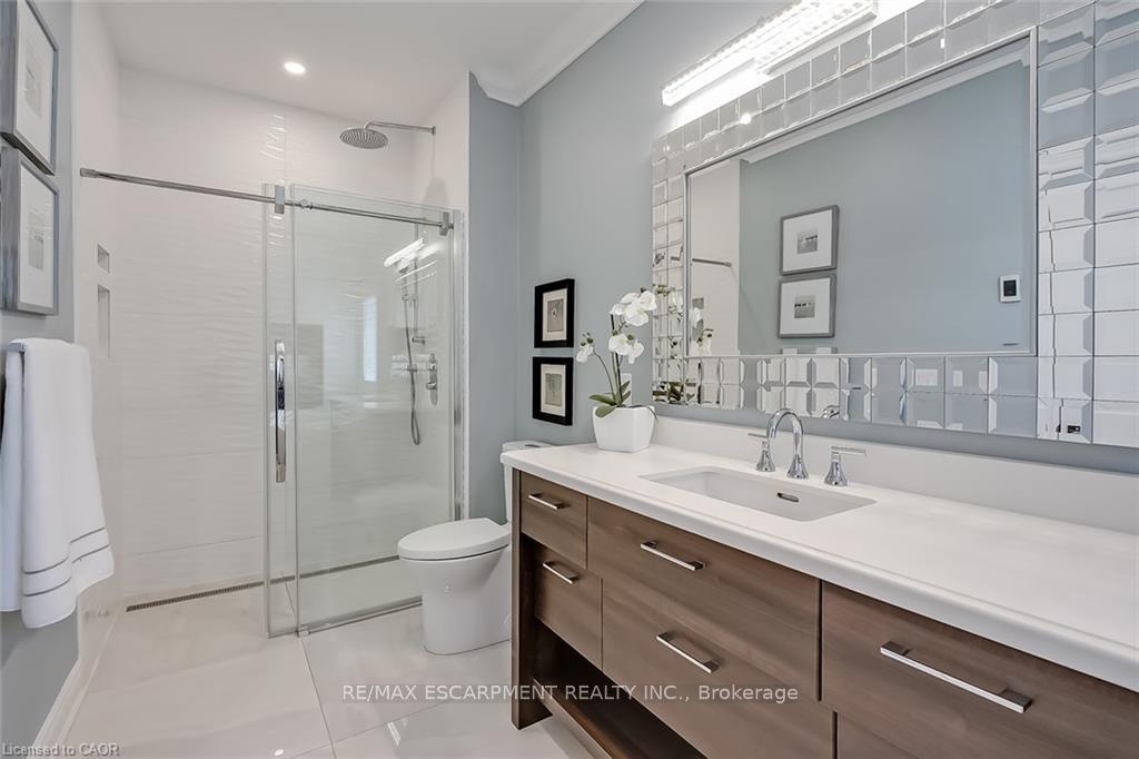 Photo 26 of 4252 Sarazen Drive, Burlington, Rose — HOMEH