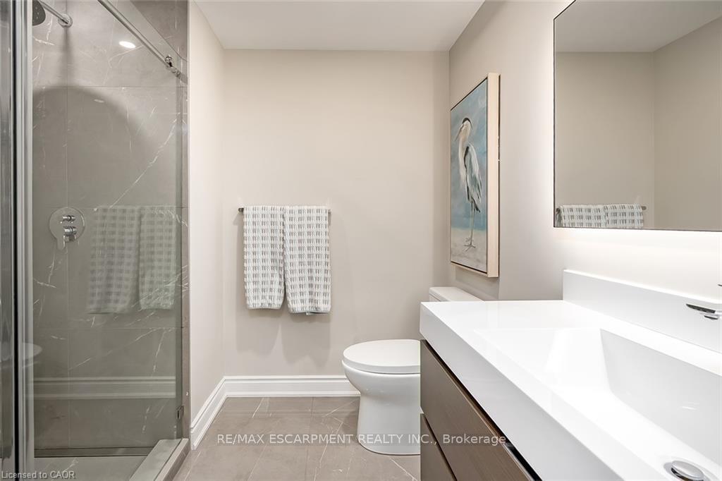 Photo 38 of 4252 Sarazen Drive, Burlington, Rose — HOMEH