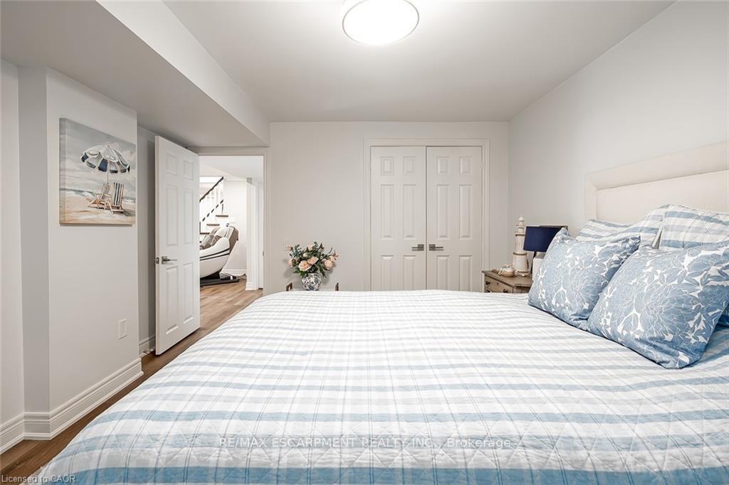 Photo 41 of 4252 Sarazen Drive, Burlington, Rose — HOMEH