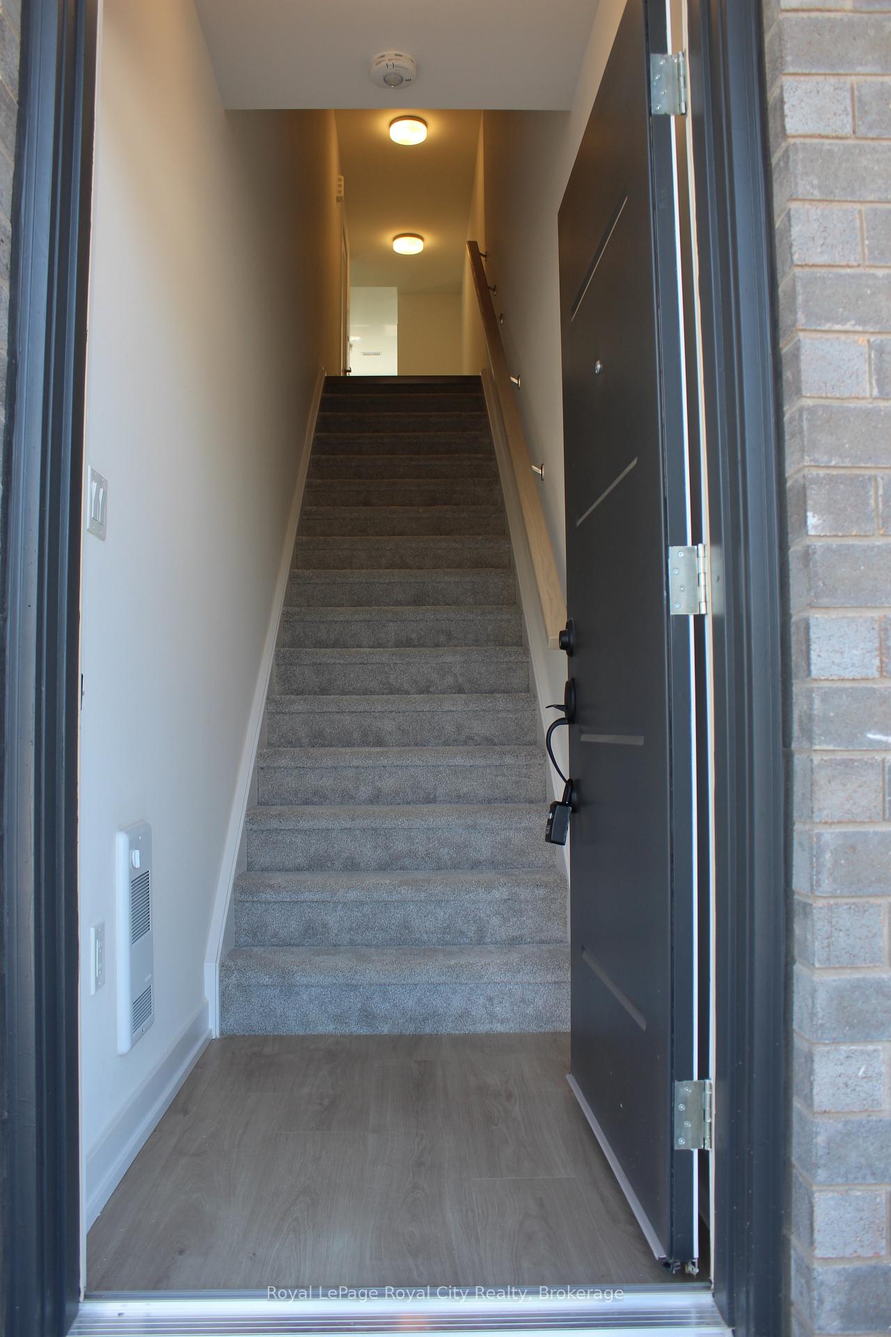 Photo 3 of 78- 42 Lowes Road W, Guelph, Clairfields/Hanlon Business Park — HOMEH