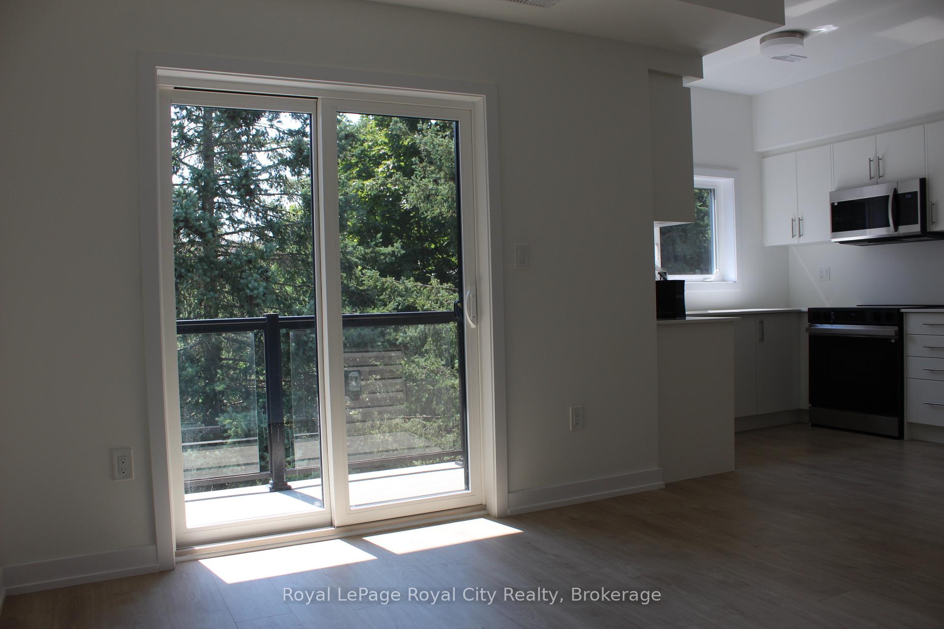 Photo 8 of 78- 42 Lowes Road W, Guelph, Clairfields/Hanlon Business Park — HOMEH