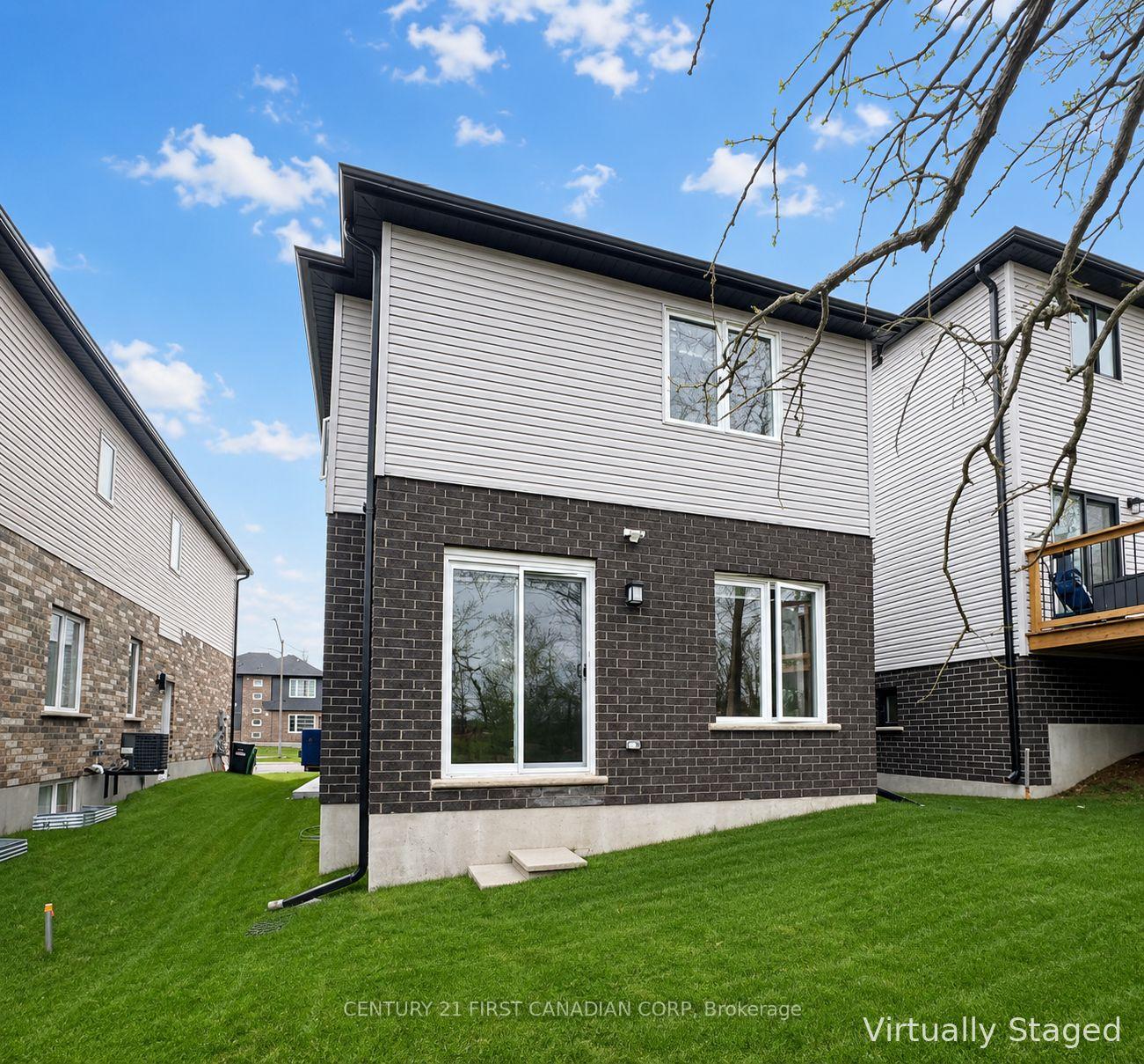 Photo 3 of 245 Wesley Boulevard, Cambridge, Little's Corners — HOMEH