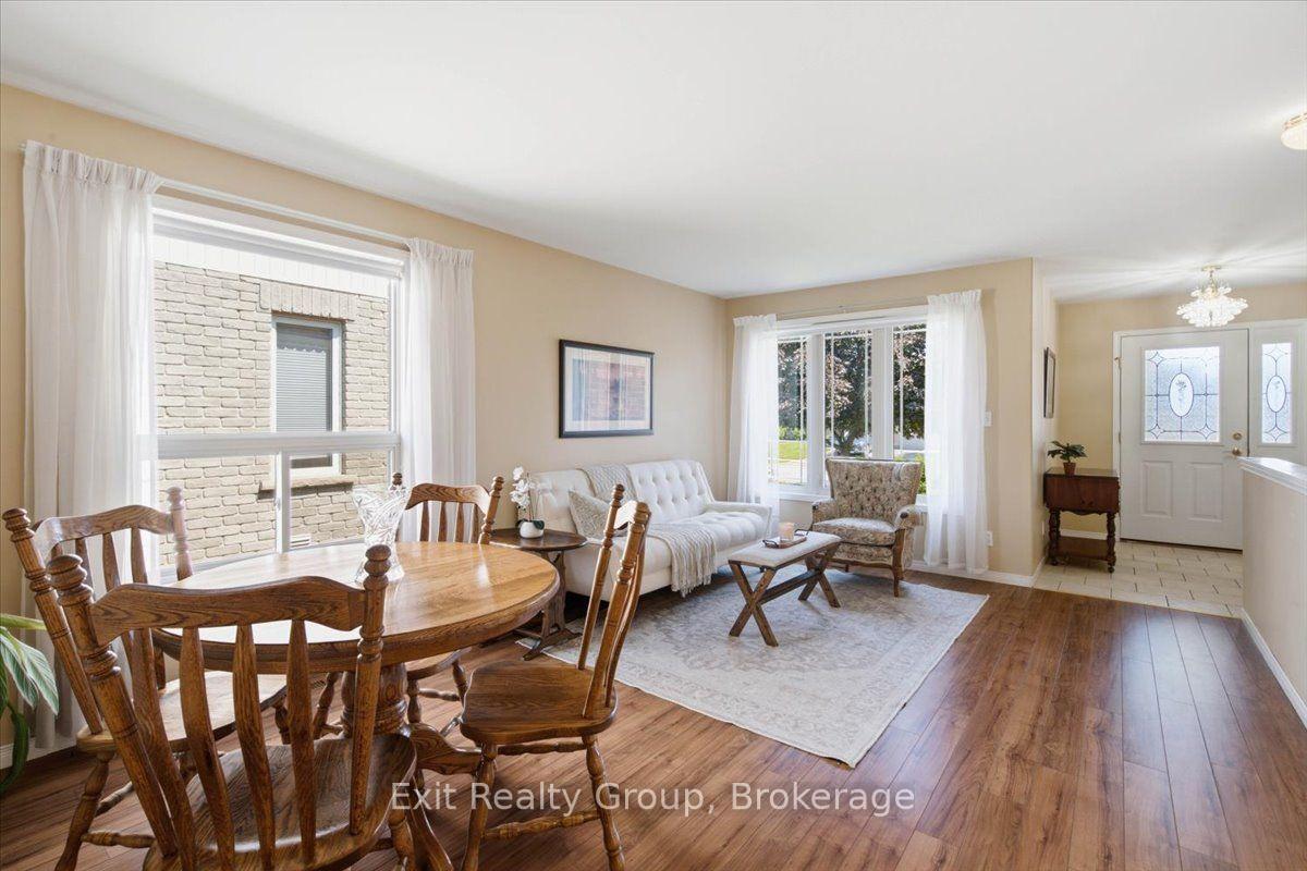 Photo 6 of 55 Gavey Street, Belleville, Thurlow Ward — HOMEH