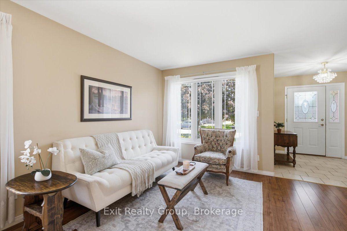 Photo 7 of 55 Gavey Street, Belleville, Thurlow Ward — HOMEH