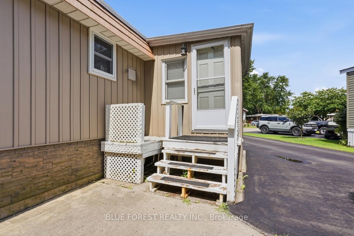 Photo 3 of Unit 34, 3100 Dorchester Road, Thames Centre, Dorchester — HOMEH