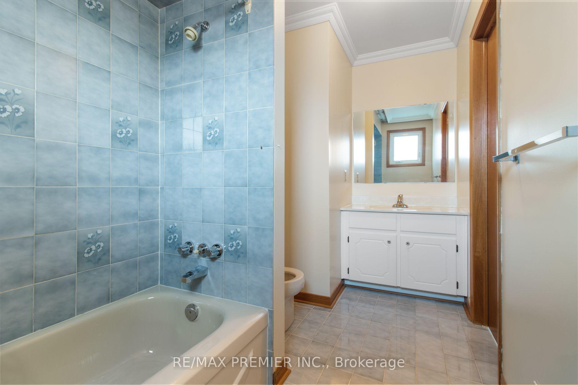 Photo 29 of 28 Marevan Place, Vaughan, East Woodbridge — HOMEH