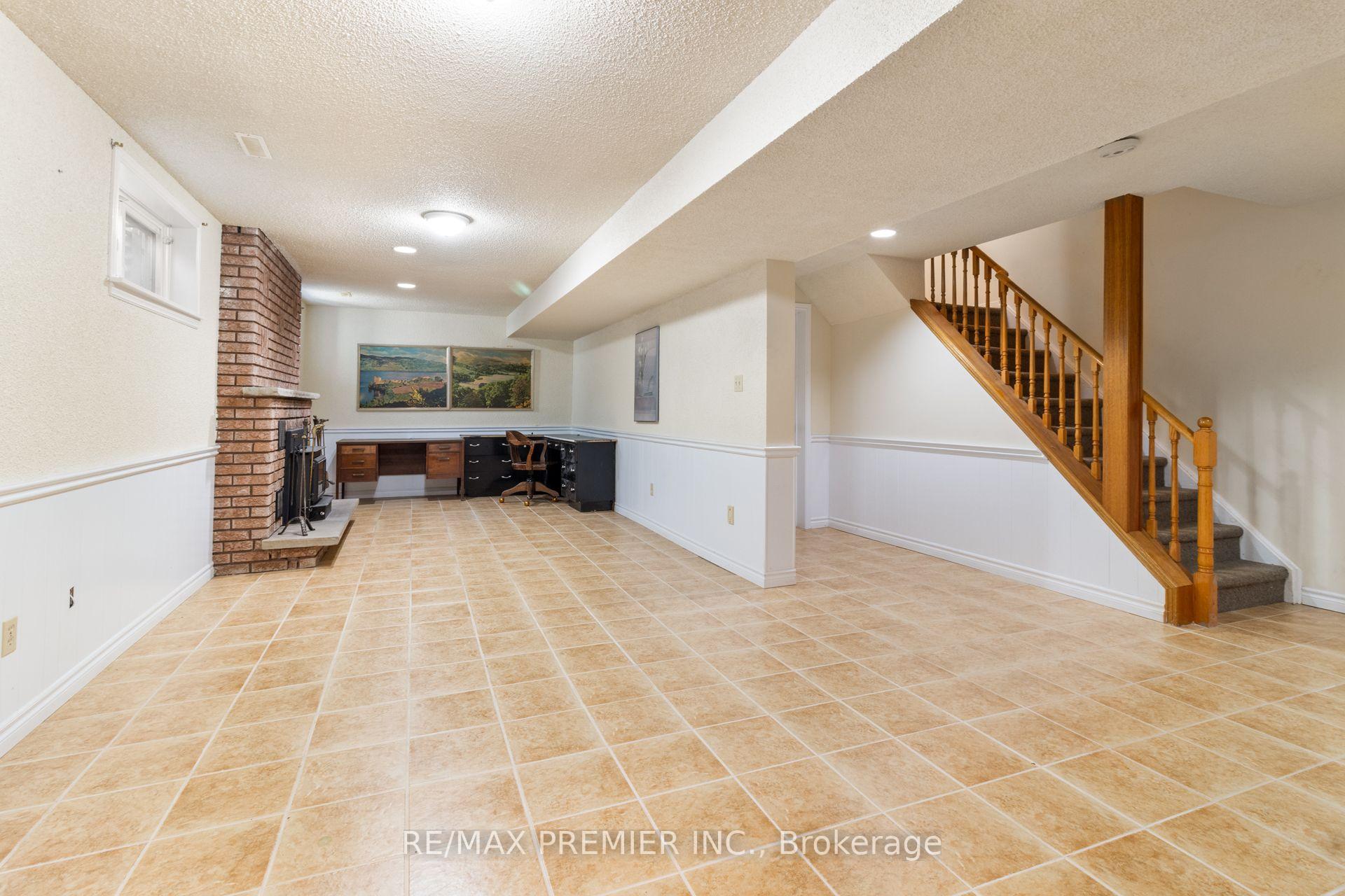 Photo 39 of 28 Marevan Place, Vaughan, East Woodbridge — HOMEH