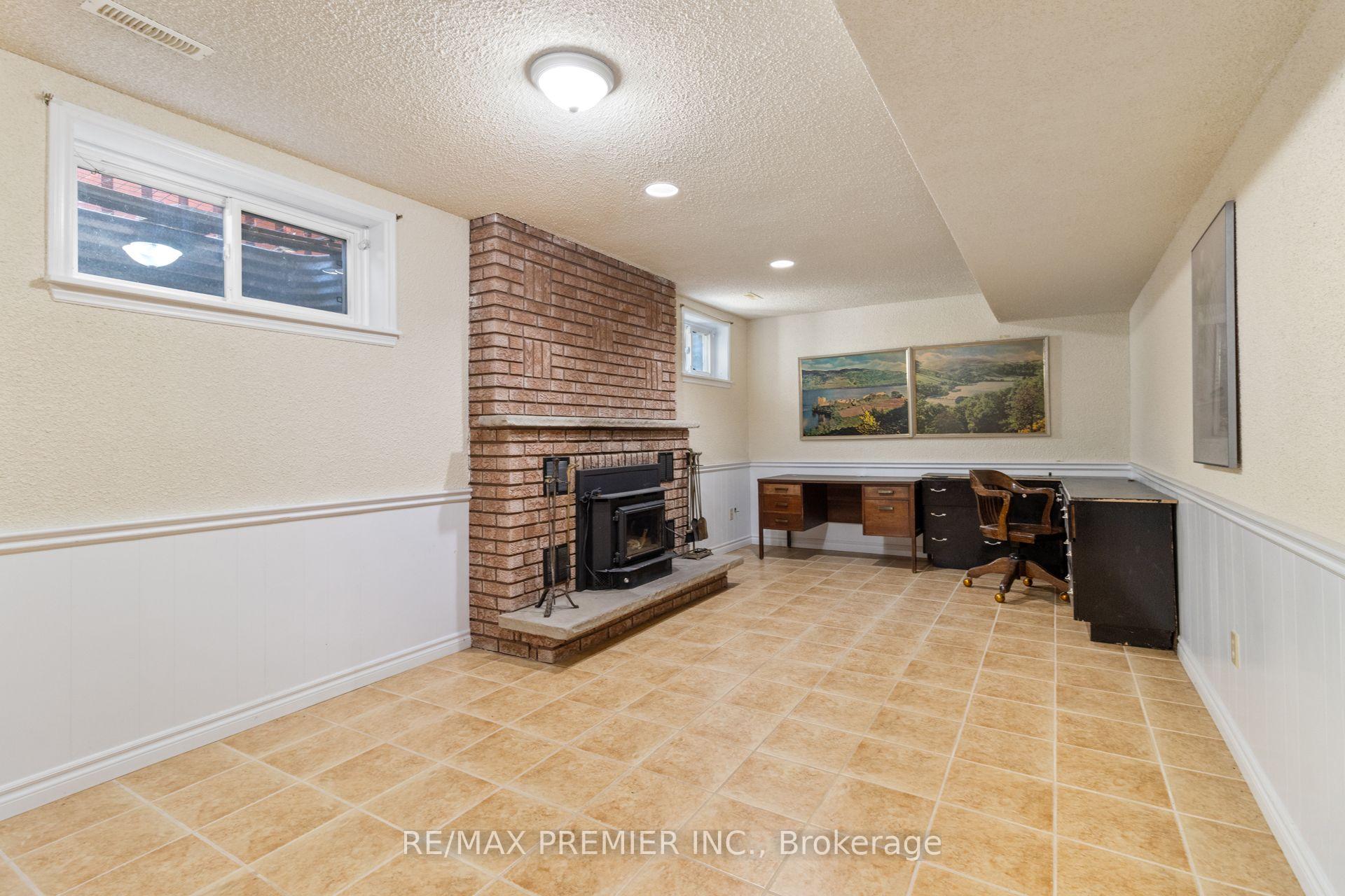 Photo 40 of 28 Marevan Place, Vaughan, East Woodbridge — HOMEH