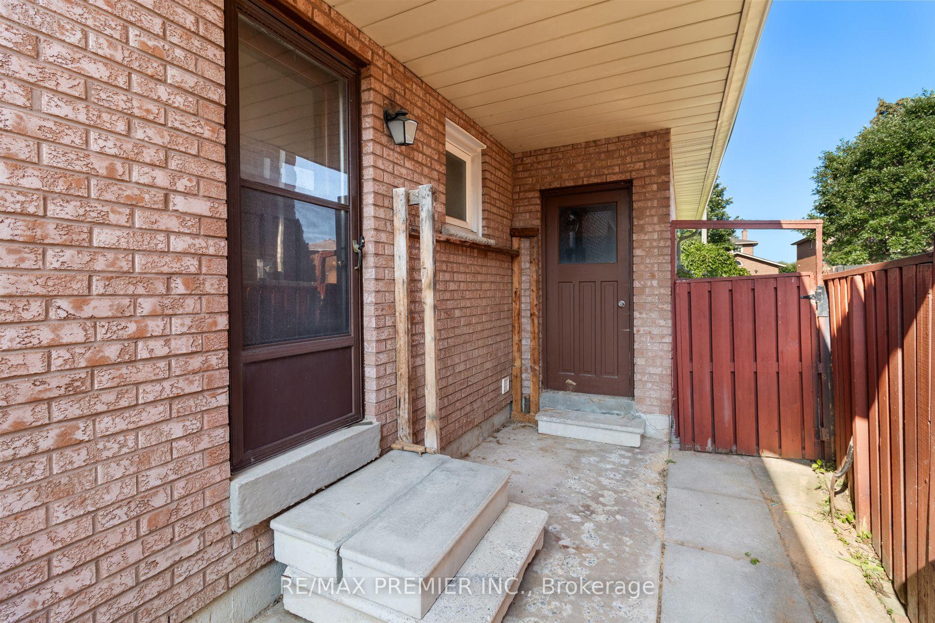 Photo 44 of 28 Marevan Place, Vaughan, East Woodbridge — HOMEH