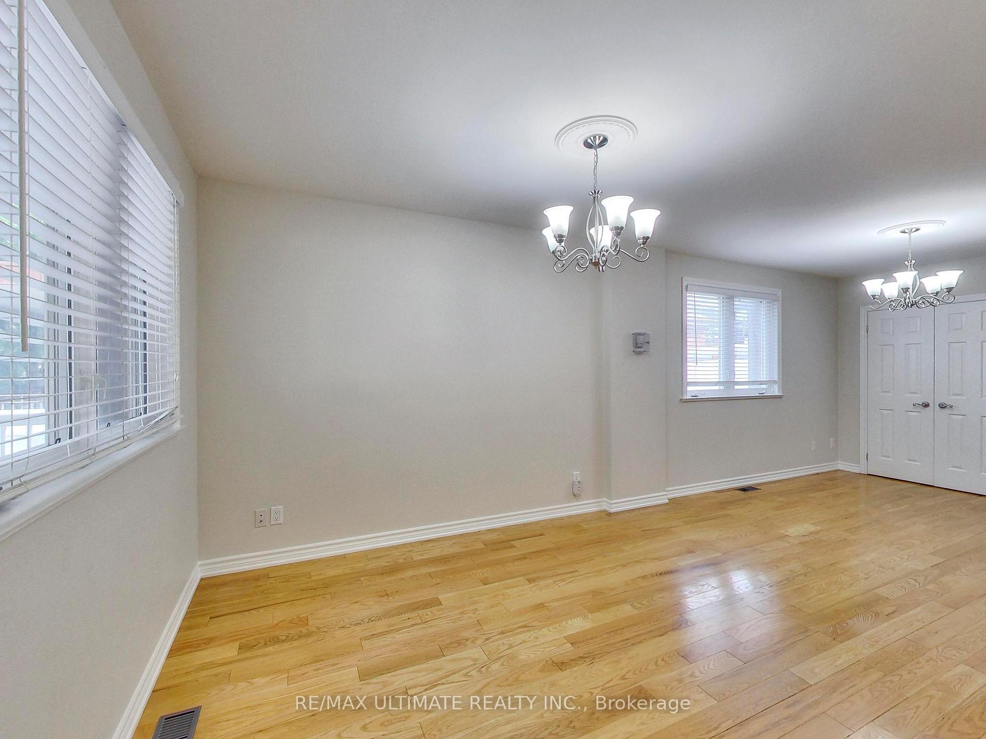 Photo 6 of Unit Upper, 19 Glenora Avenue, Toronto, Oakwood Village — HOMEH