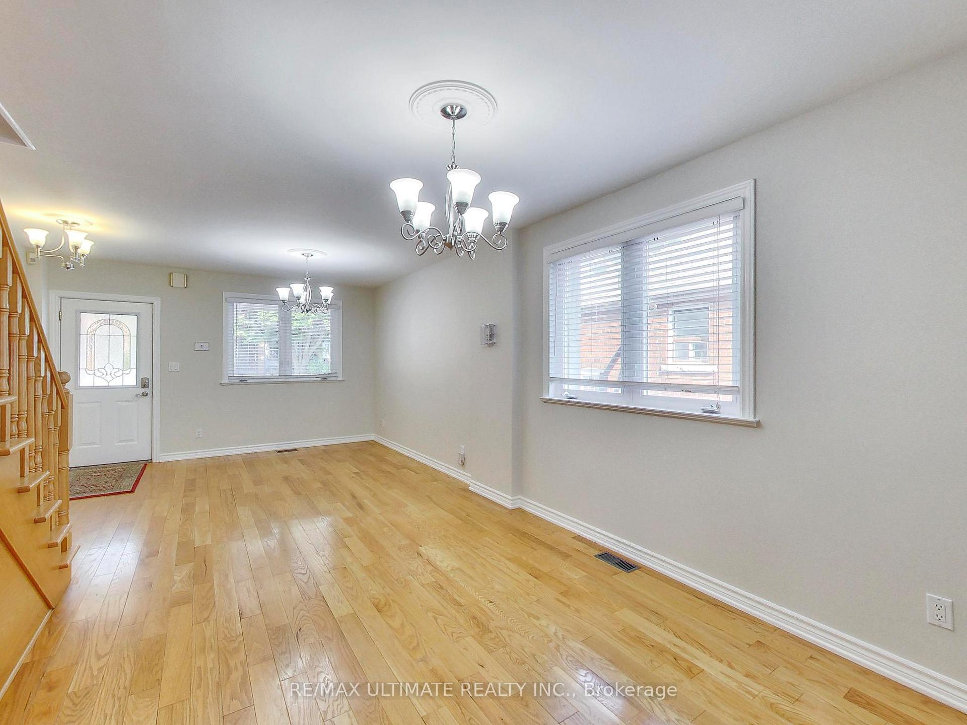 Photo 10 of Unit Upper, 19 Glenora Avenue, Toronto, Oakwood Village — HOMEH