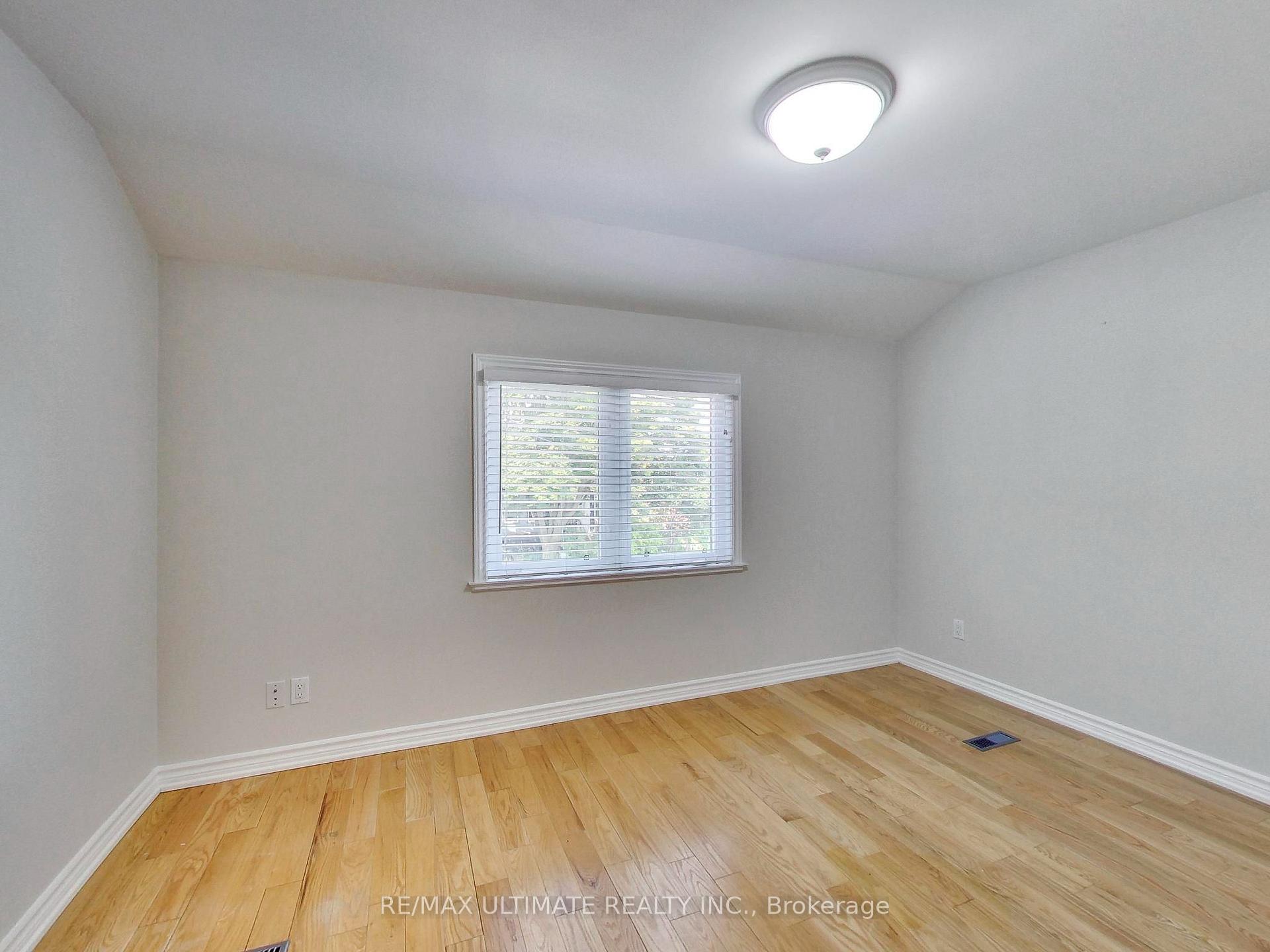 Photo 20 of Unit Upper, 19 Glenora Avenue, Toronto, Oakwood Village — HOMEH