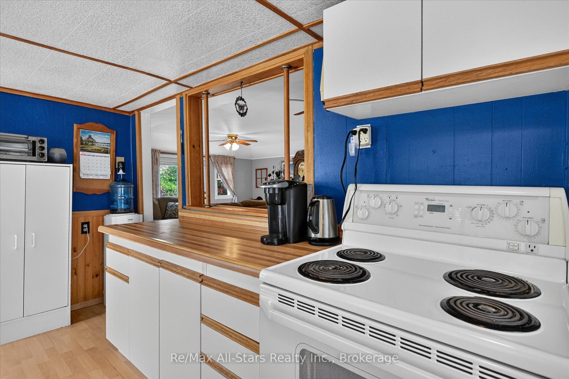 Photo 15 of 3 Leaf Street, Kawartha Lakes, Dunsford — HOMEH