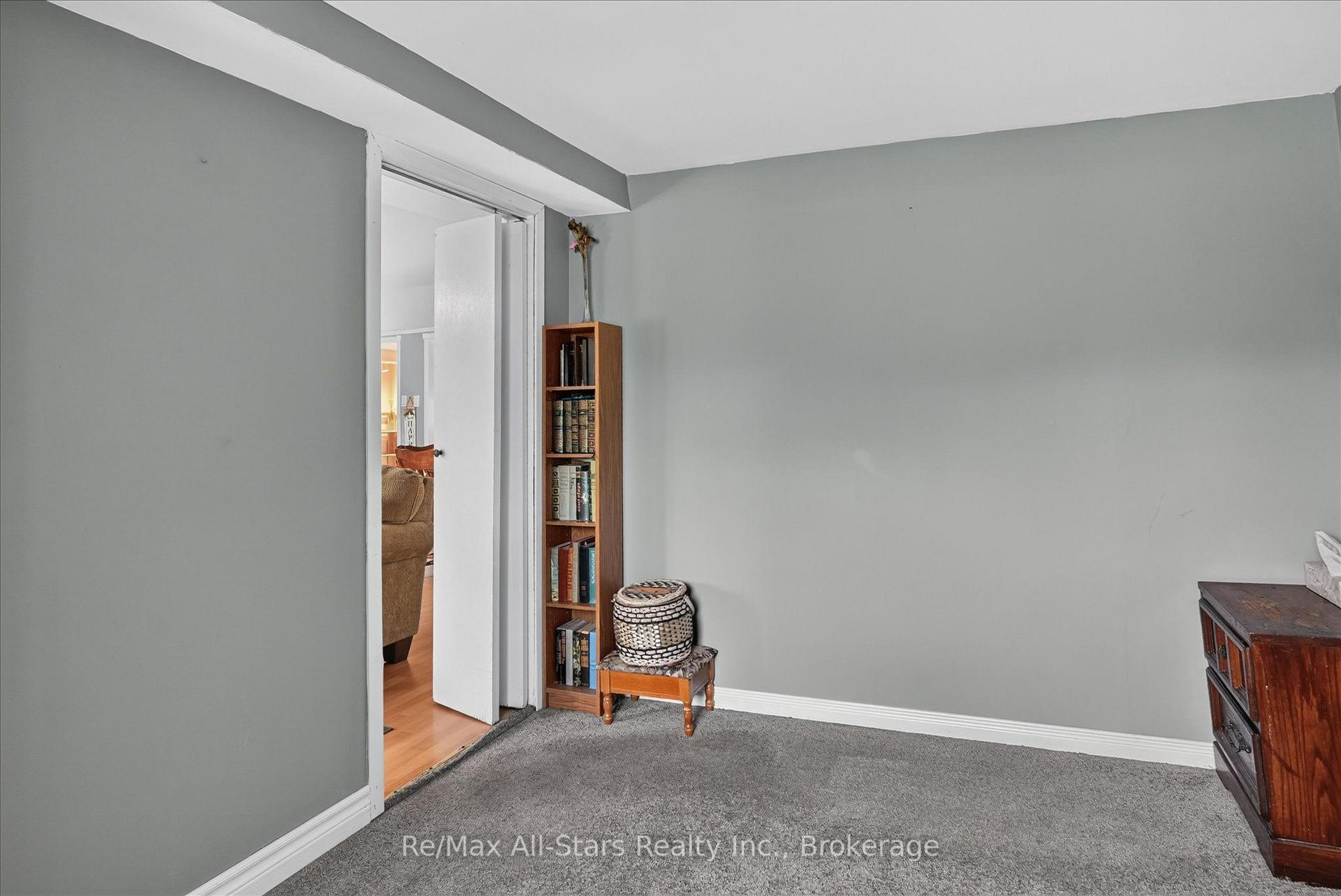 Photo 20 of 3 Leaf Street, Kawartha Lakes, Dunsford — HOMEH