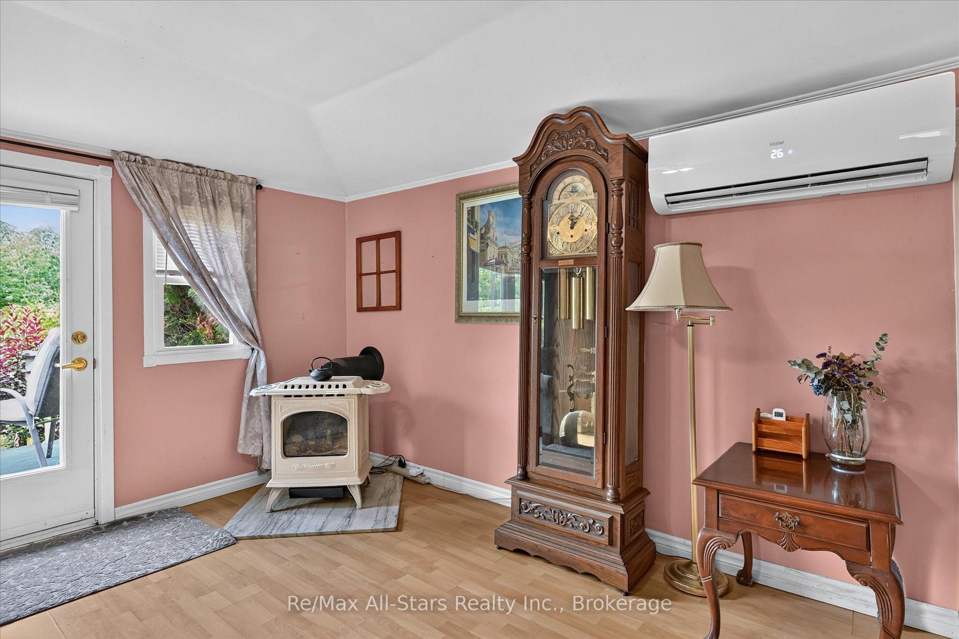 Photo 21 of 3 Leaf Street, Kawartha Lakes, Dunsford — HOMEH