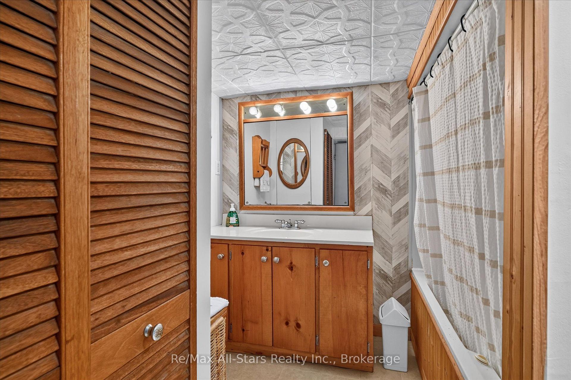 Photo 23 of 3 Leaf Street, Kawartha Lakes, Dunsford — HOMEH