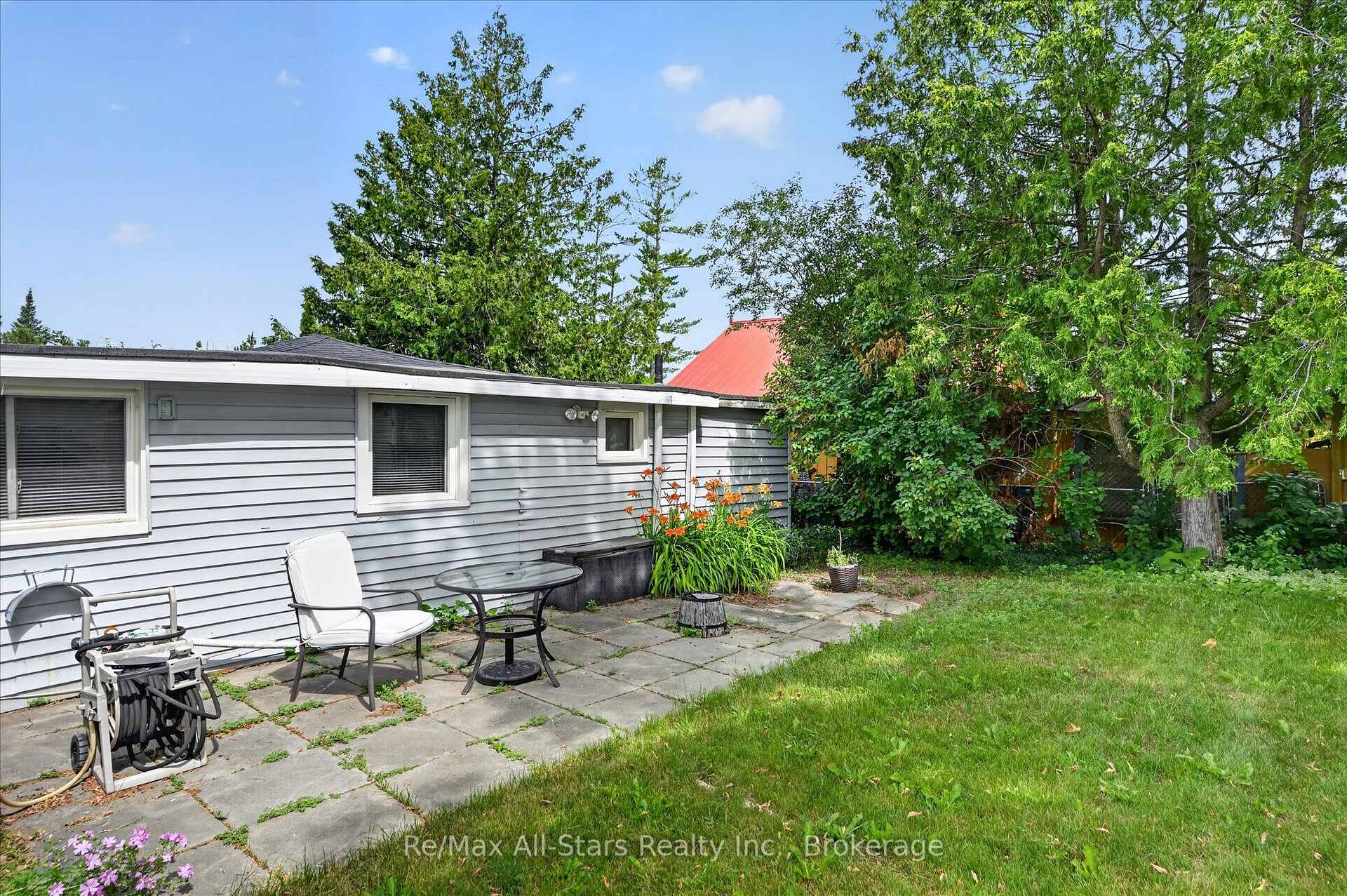 Photo 26 of 3 Leaf Street, Kawartha Lakes, Dunsford — HOMEH