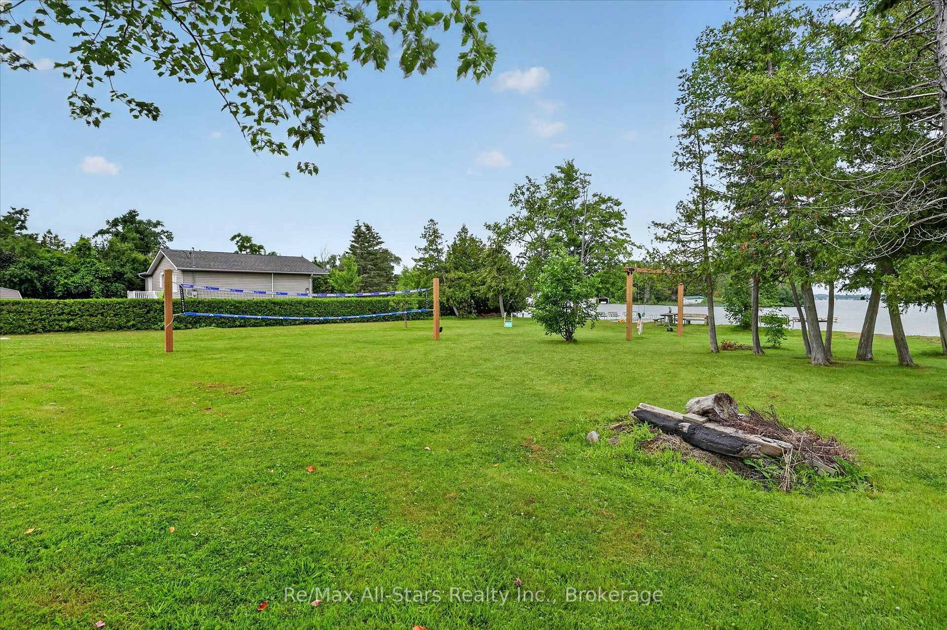 Photo 30 of 3 Leaf Street, Kawartha Lakes, Dunsford — HOMEH
