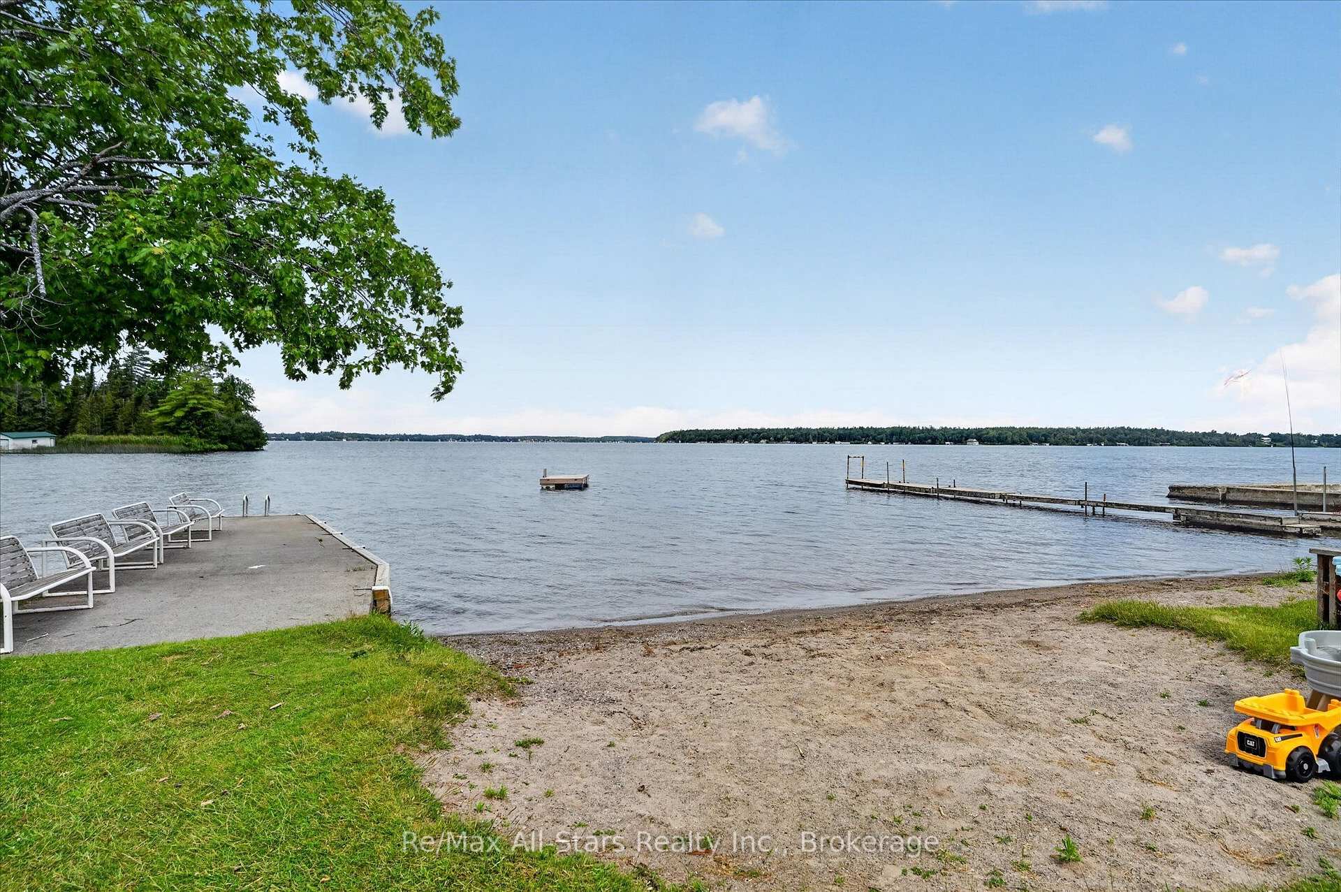 Photo 31 of 3 Leaf Street, Kawartha Lakes, Dunsford — HOMEH