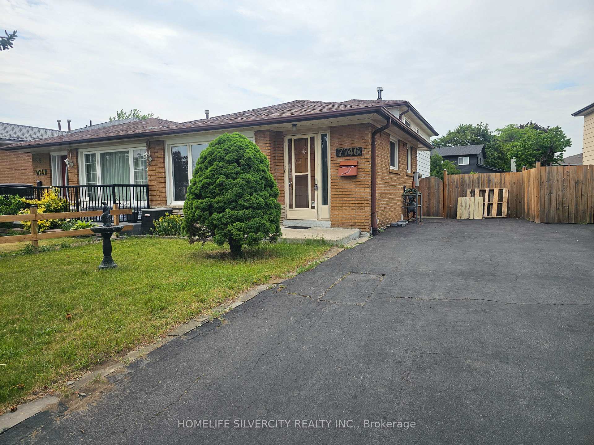 Photo 13 of 7746 Redstone Road, Mississauga, Malton — HOMEH