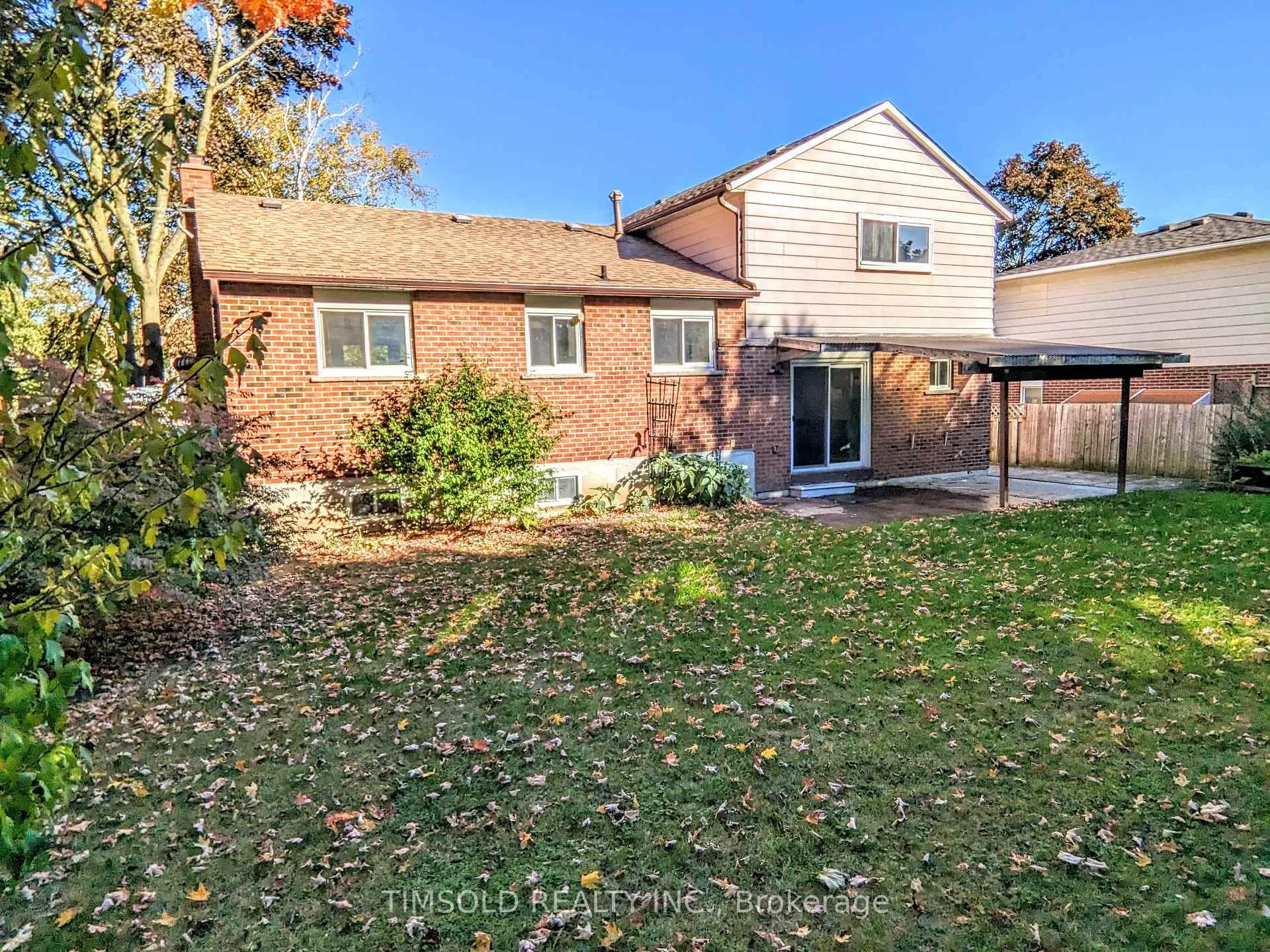 Photo 21 of 25 Pringle Avenue, Markham, Markham Village — HOMEH