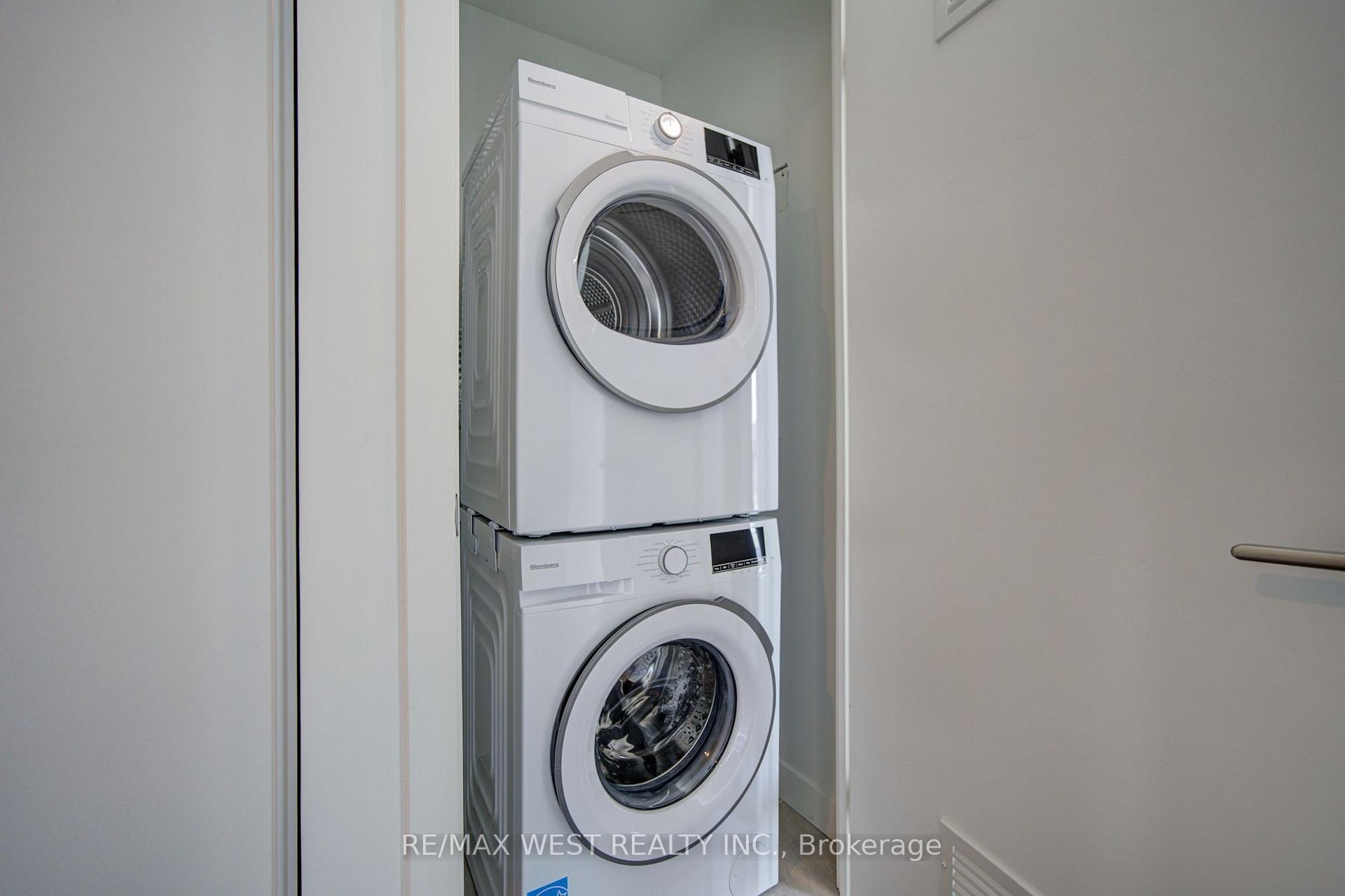 Photo 15 of Unit 2012, 6 Flavelle Trail, Vaughan, Steeles West Industrial — HOMEH