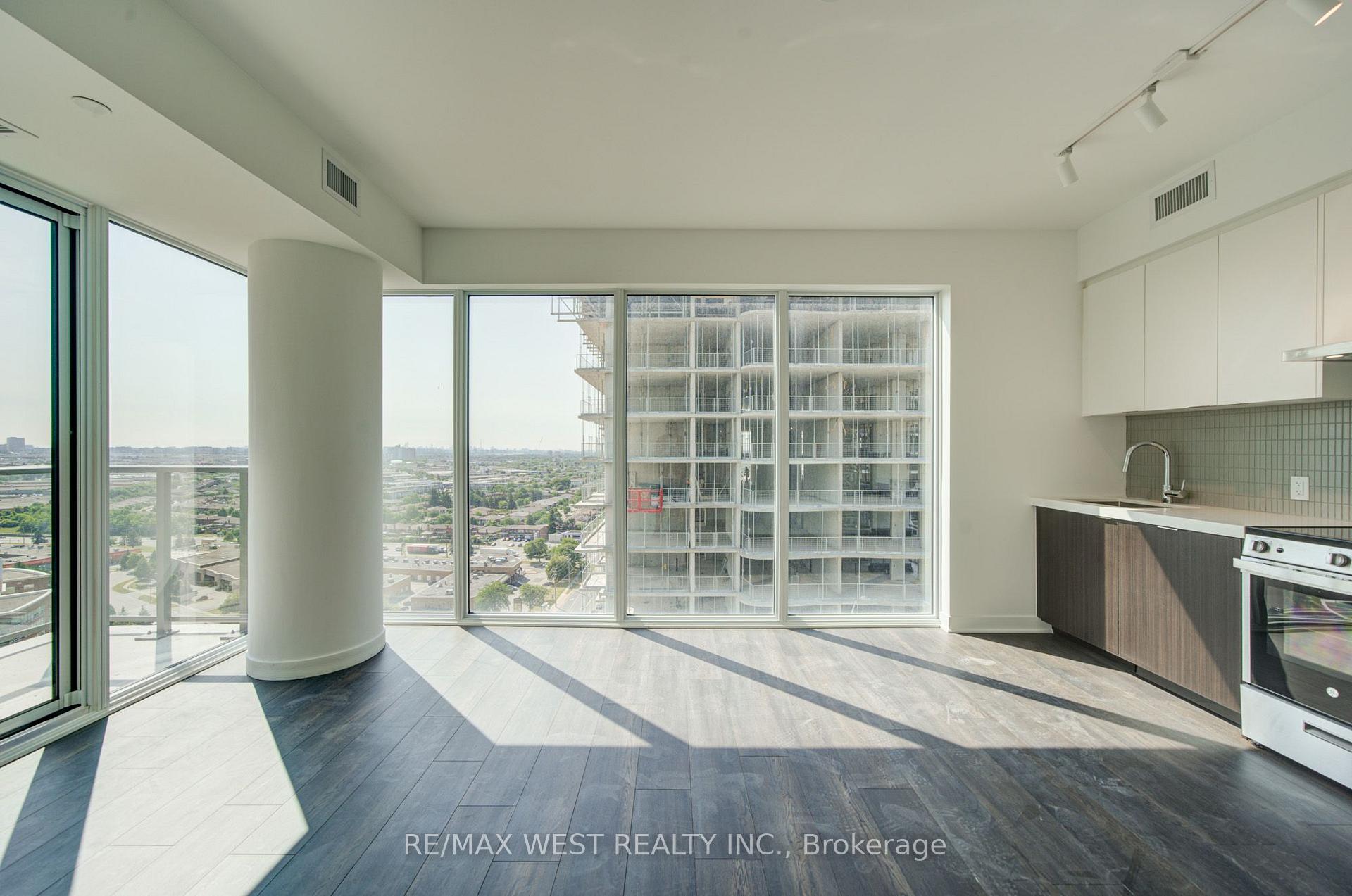 Photo 29 of Unit 2012, 6 Flavelle Trail, Vaughan, Steeles West Industrial — HOMEH