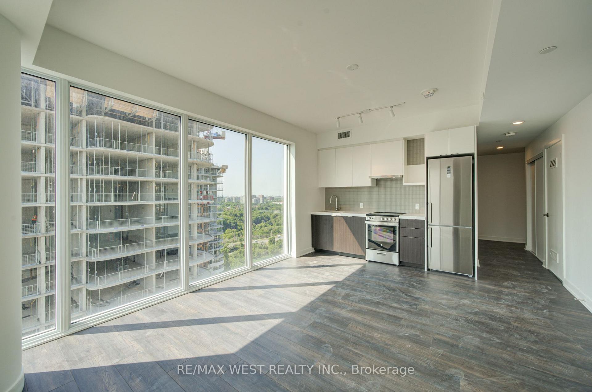 Photo 31 of Unit 2012, 6 Flavelle Trail, Vaughan, Steeles West Industrial — HOMEH
