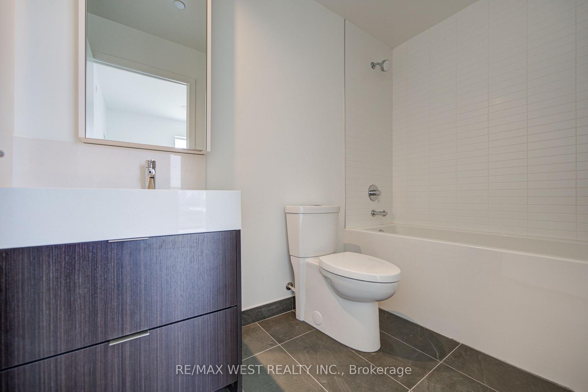 Photo 33 of Unit 2012, 6 Flavelle Trail, Vaughan, Steeles West Industrial — HOMEH