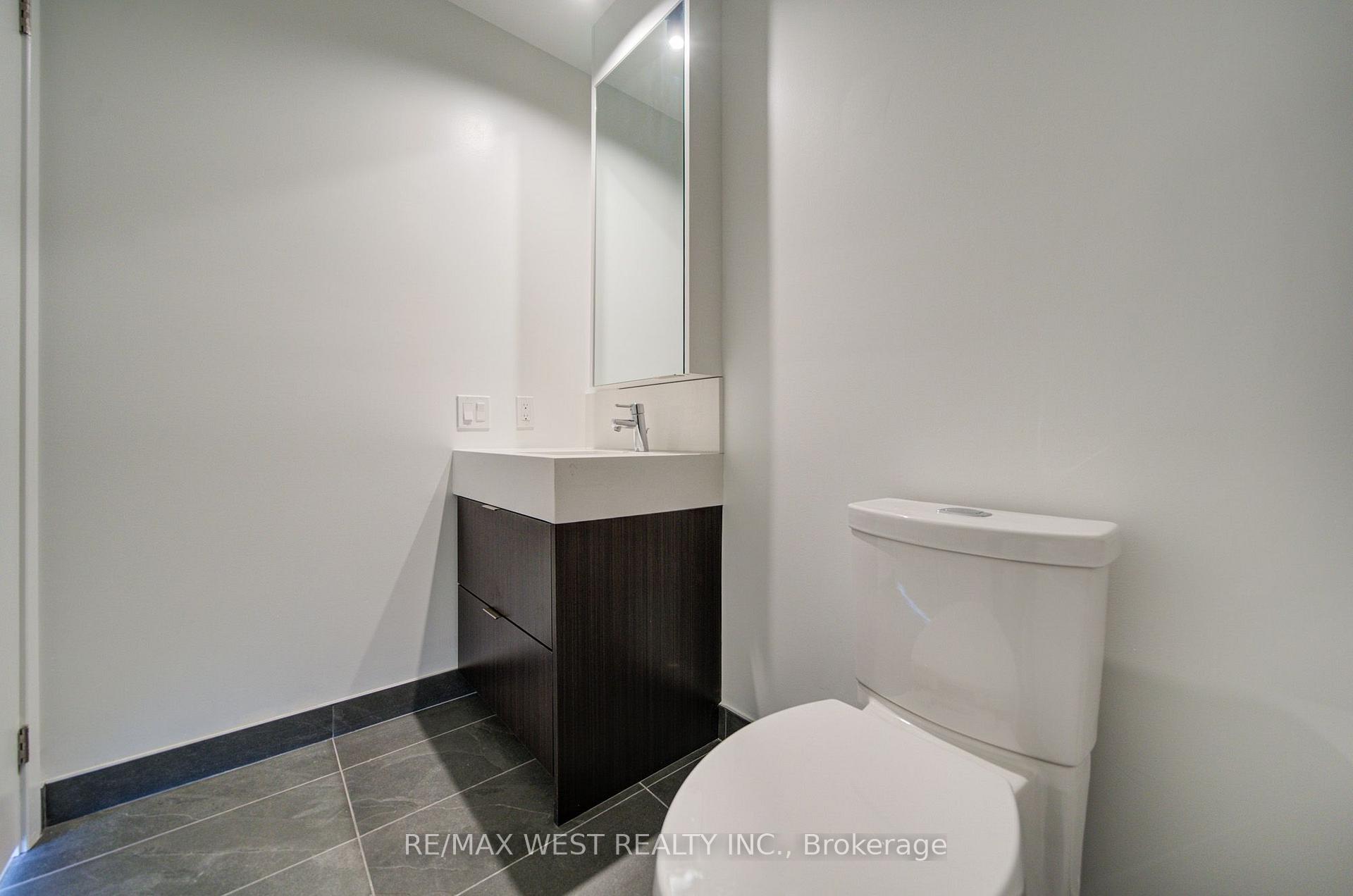 Photo 34 of Unit 2012, 6 Flavelle Trail, Vaughan, Steeles West Industrial — HOMEH