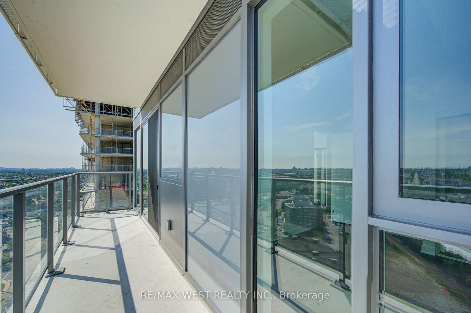 Photo 38 of Unit 2012, 6 Flavelle Trail, Vaughan, Steeles West Industrial — HOMEH