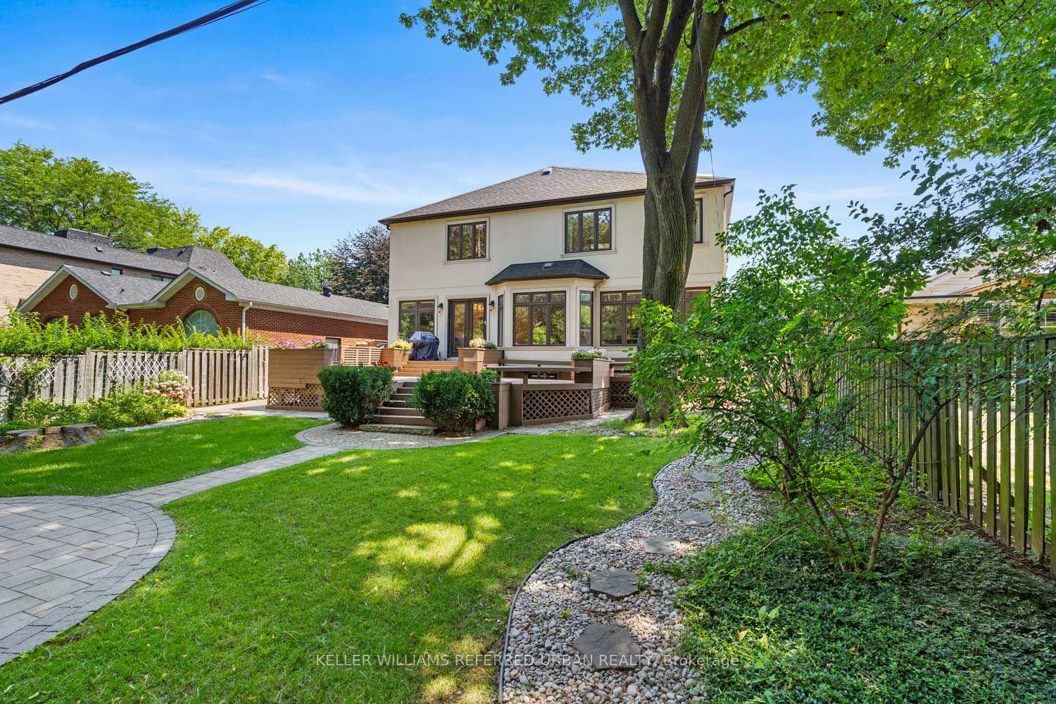 Photo 10 of 14 Tremont Crescent, North York, Banbury-Don Mills — HOMEH