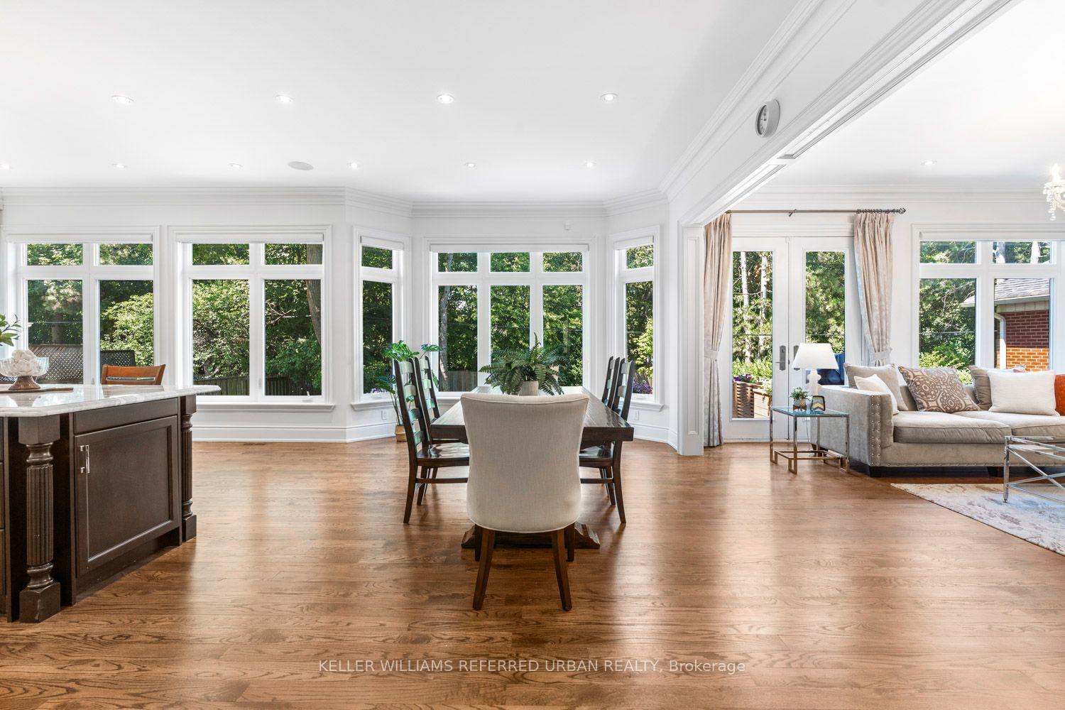 Photo 17 of 14 Tremont Crescent, North York, Banbury-Don Mills — HOMEH
