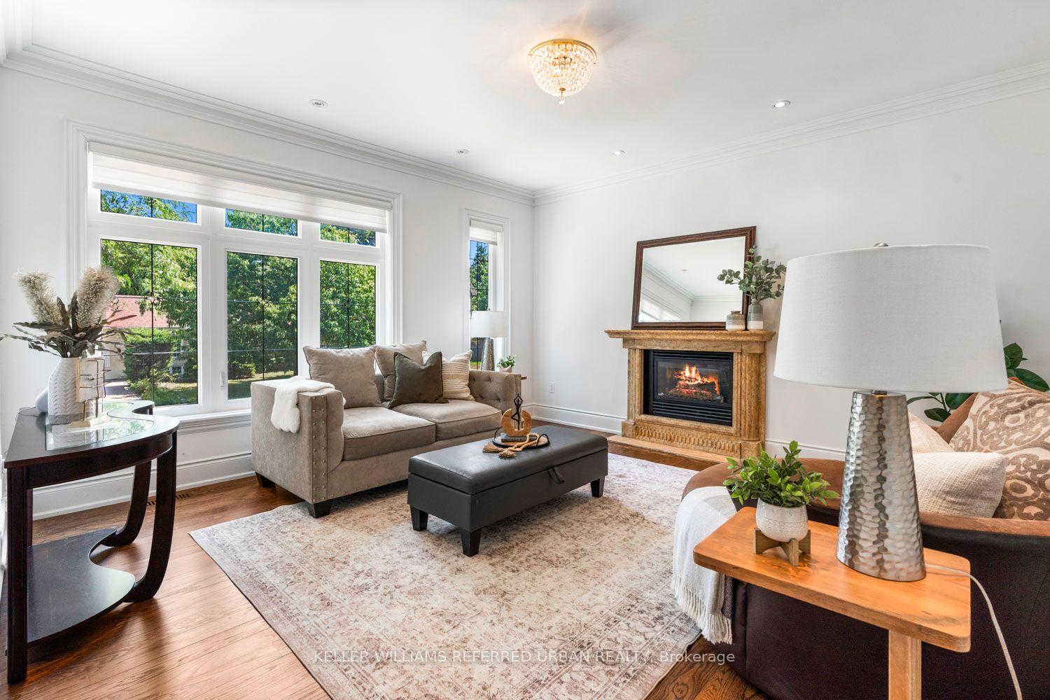 Photo 23 of 14 Tremont Crescent, North York, Banbury-Don Mills — HOMEH