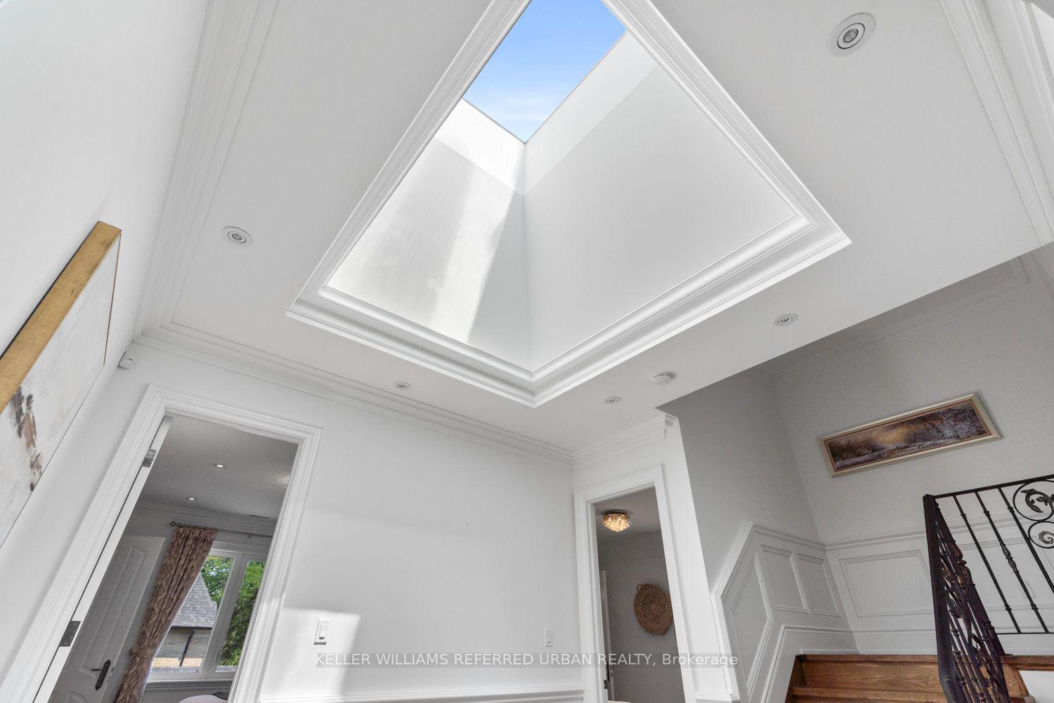 Photo 27 of 14 Tremont Crescent, North York, Banbury-Don Mills — HOMEH