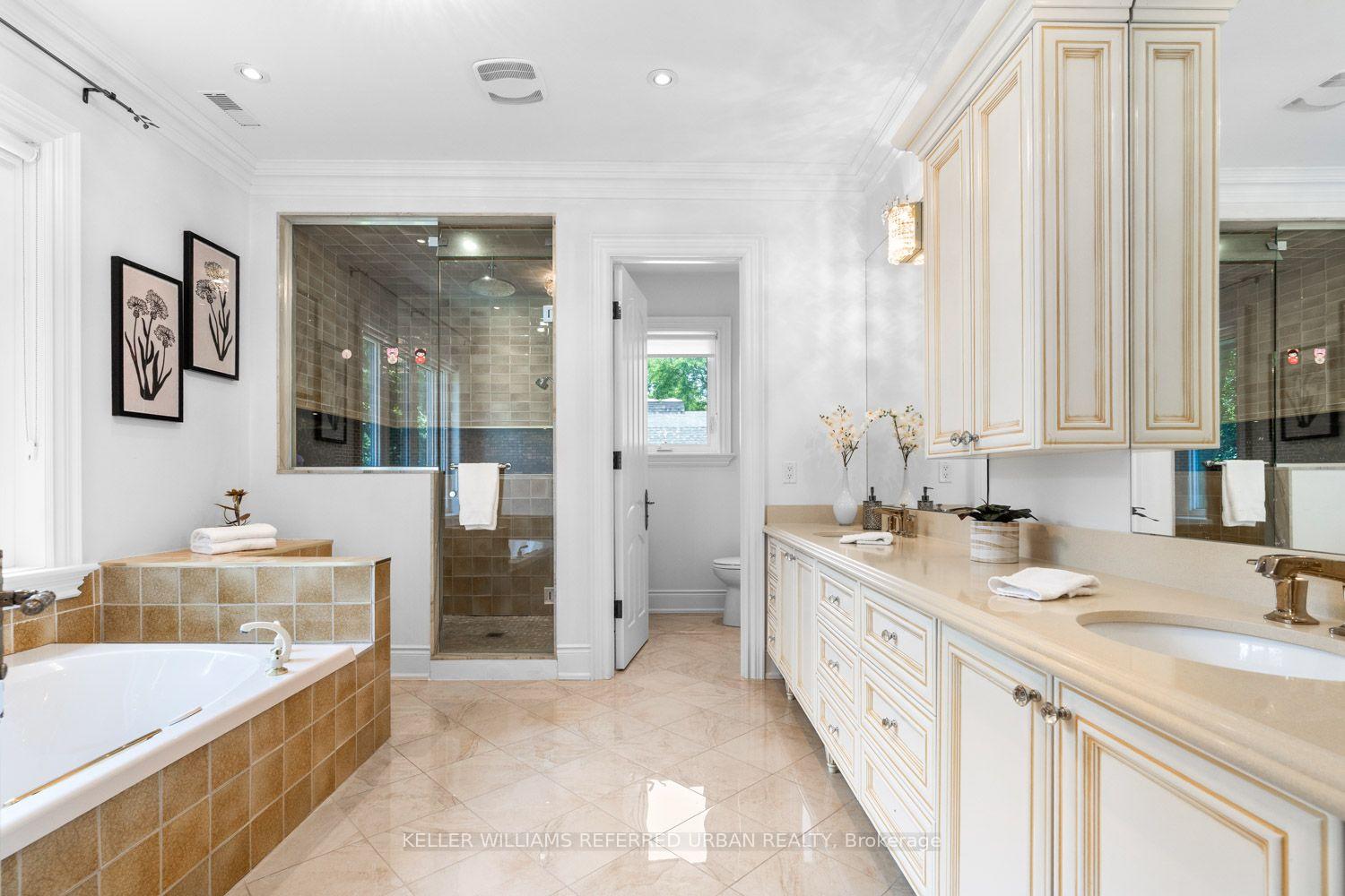 Photo 30 of 14 Tremont Crescent, North York, Banbury-Don Mills — HOMEH