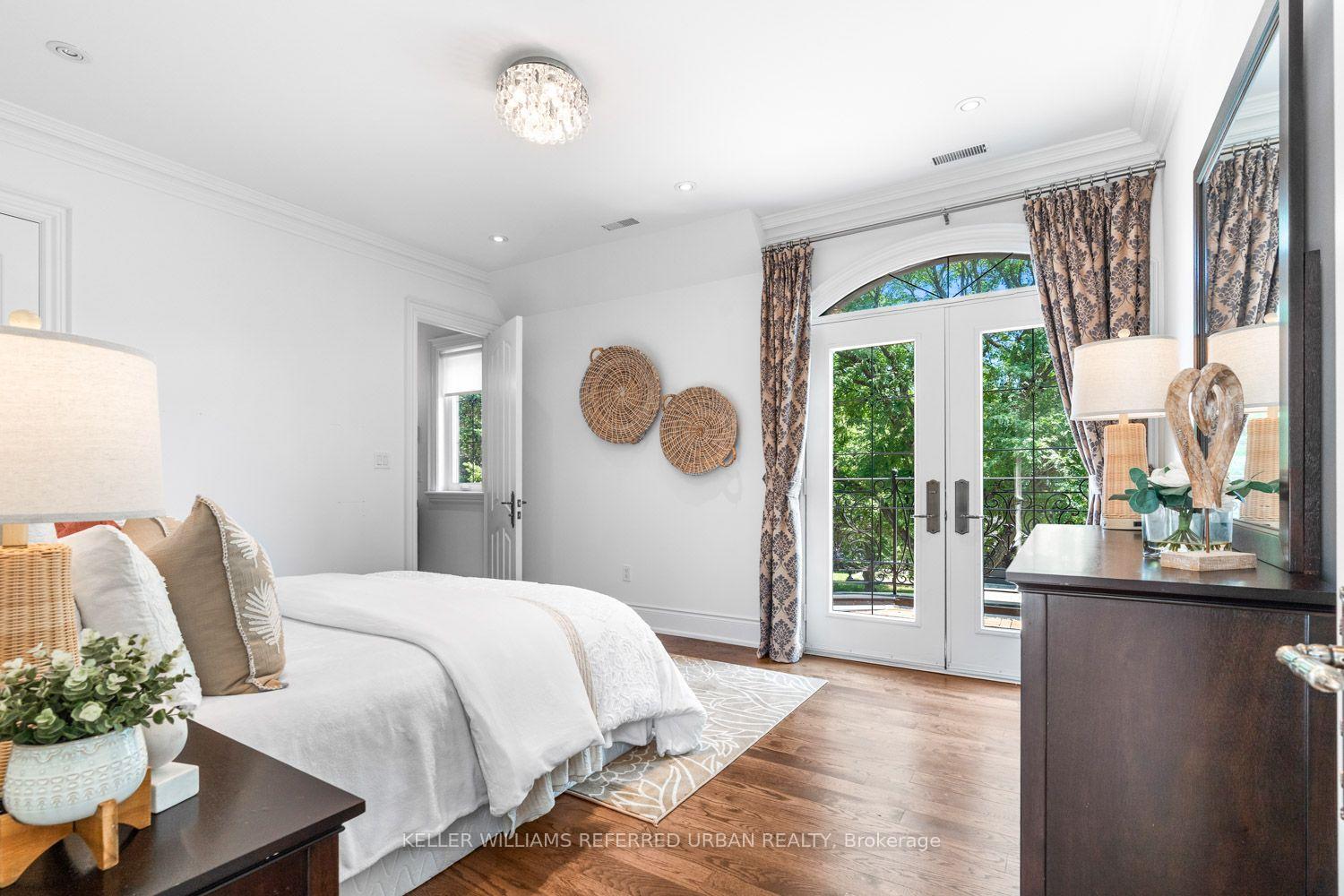 Photo 34 of 14 Tremont Crescent, North York, Banbury-Don Mills — HOMEH