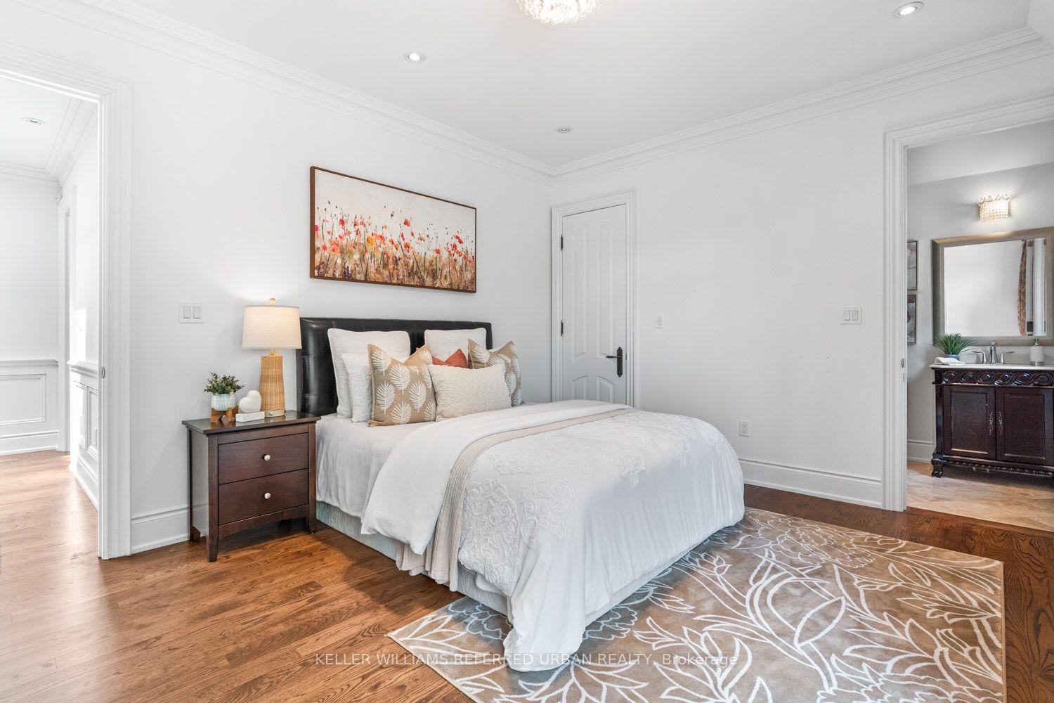 Photo 35 of 14 Tremont Crescent, North York, Banbury-Don Mills — HOMEH