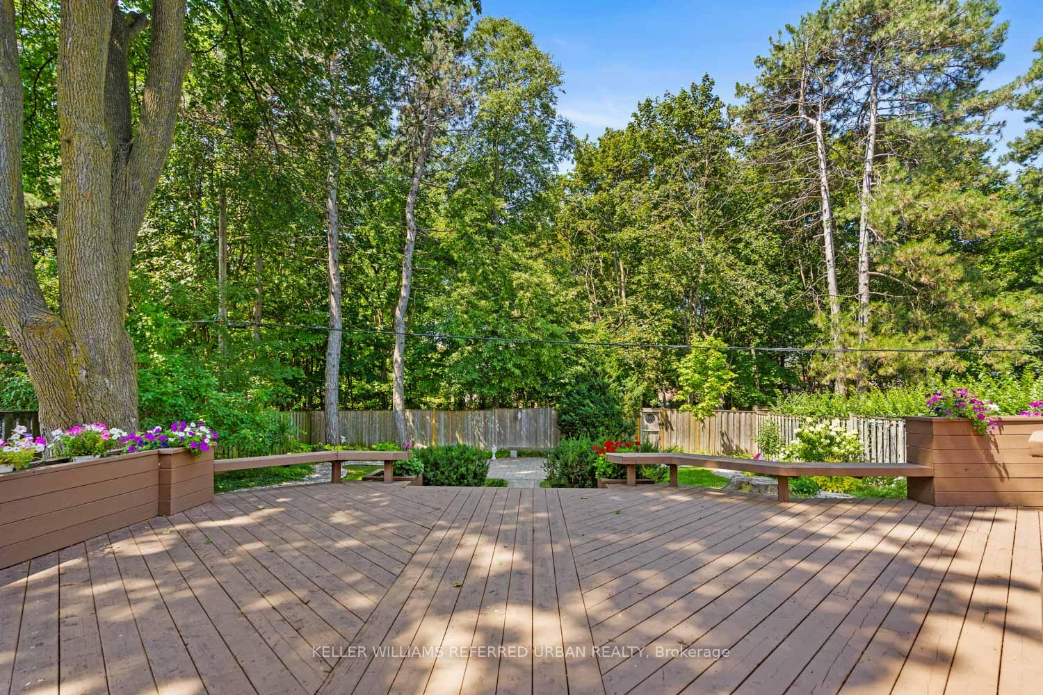 Photo 7 of 14 Tremont Crescent, North York, Banbury-Don Mills — HOMEH