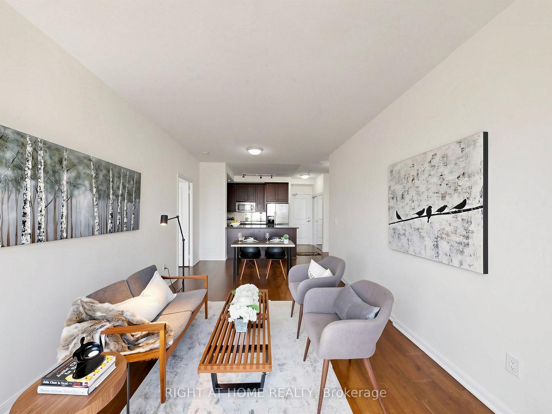 Photo 11 of Unit 1032, 628 Fleet Street, Toronto, Niagara — HOMEH