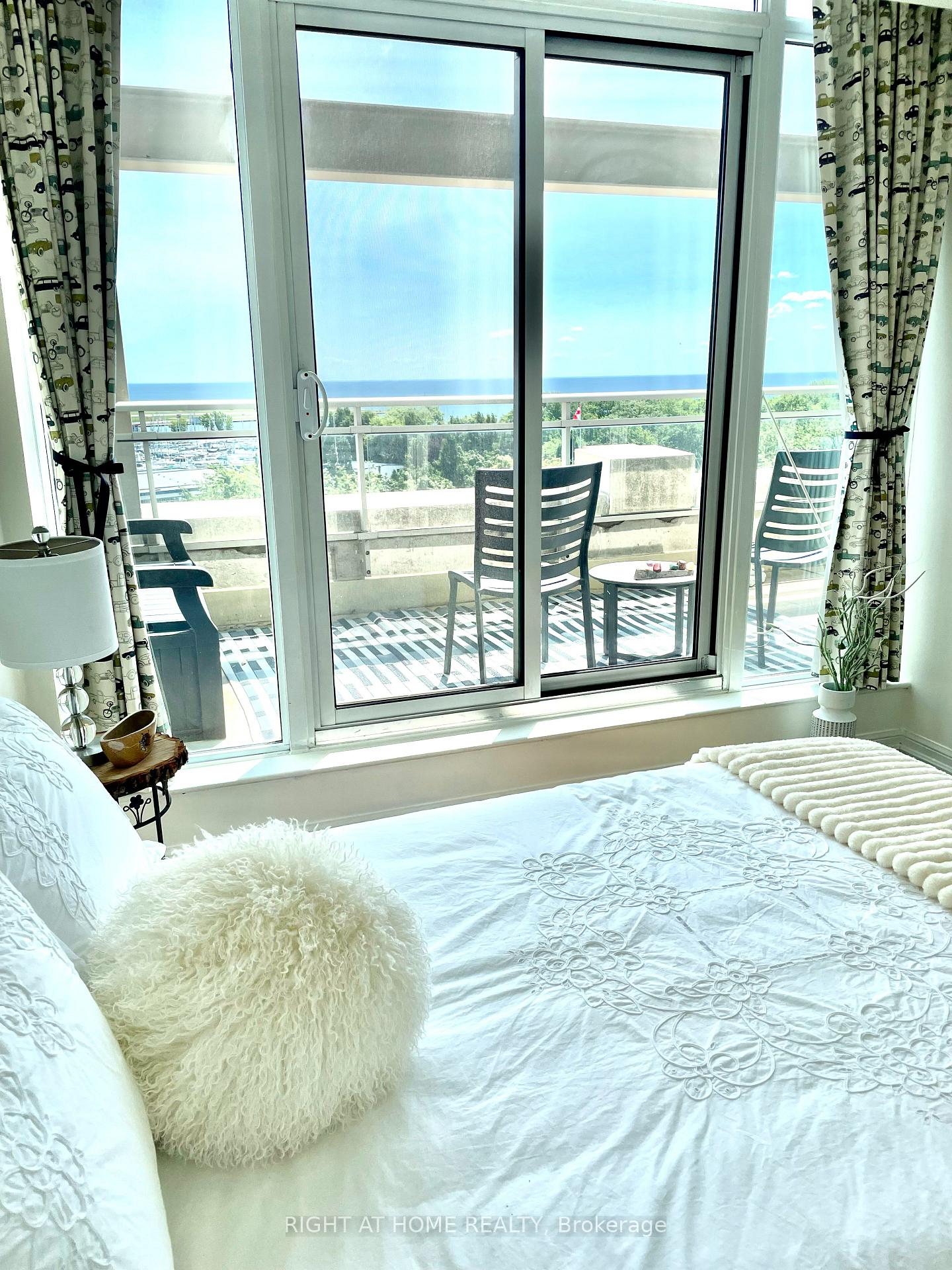 Photo 23 of Unit 1032, 628 Fleet Street, Toronto, Niagara — HOMEH
