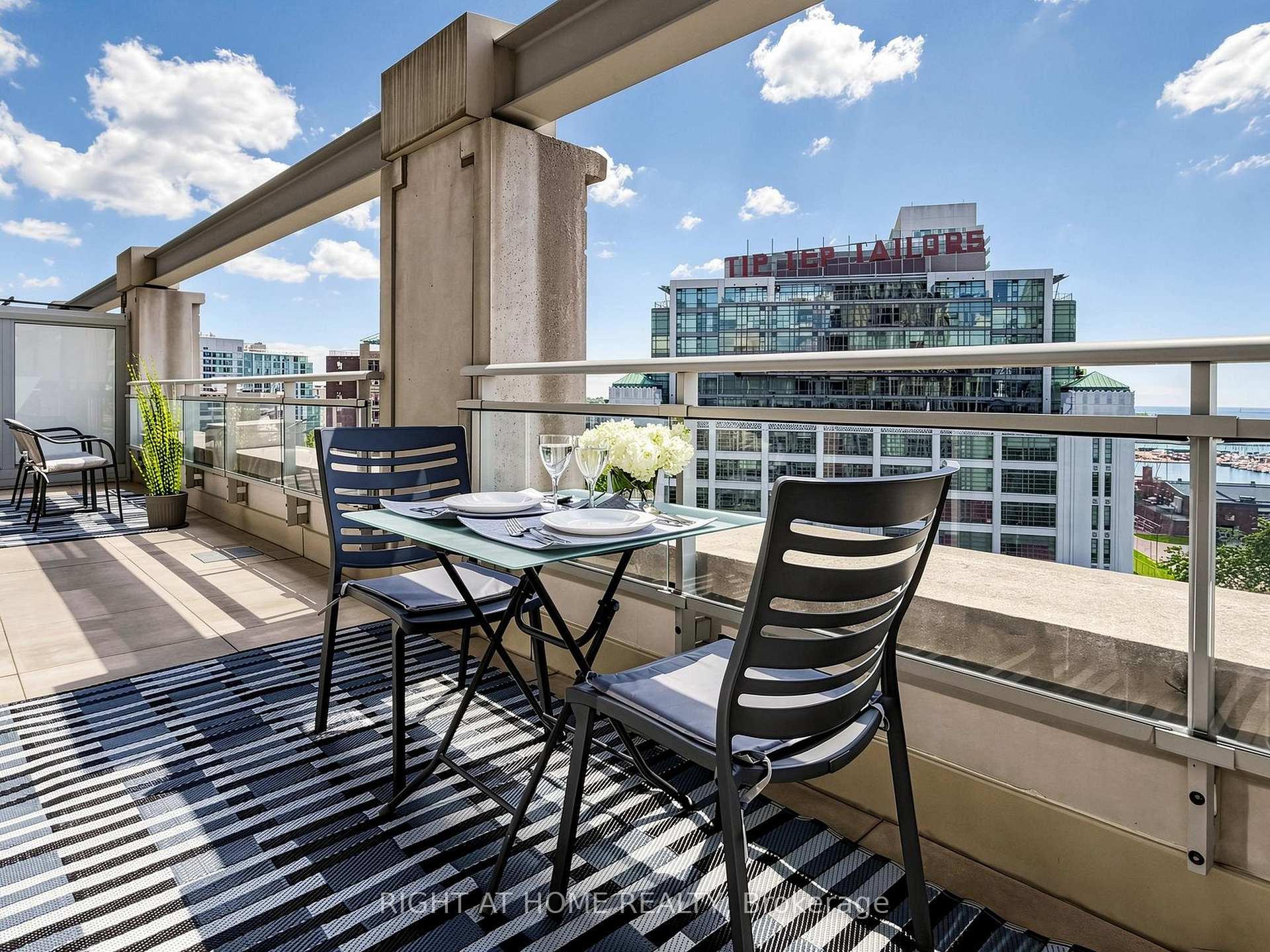 Photo 30 of Unit 1032, 628 Fleet Street, Toronto, Niagara — HOMEH