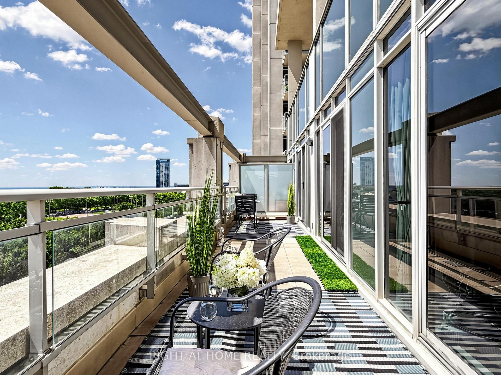 Photo 33 of Unit 1032, 628 Fleet Street, Toronto, Niagara — HOMEH