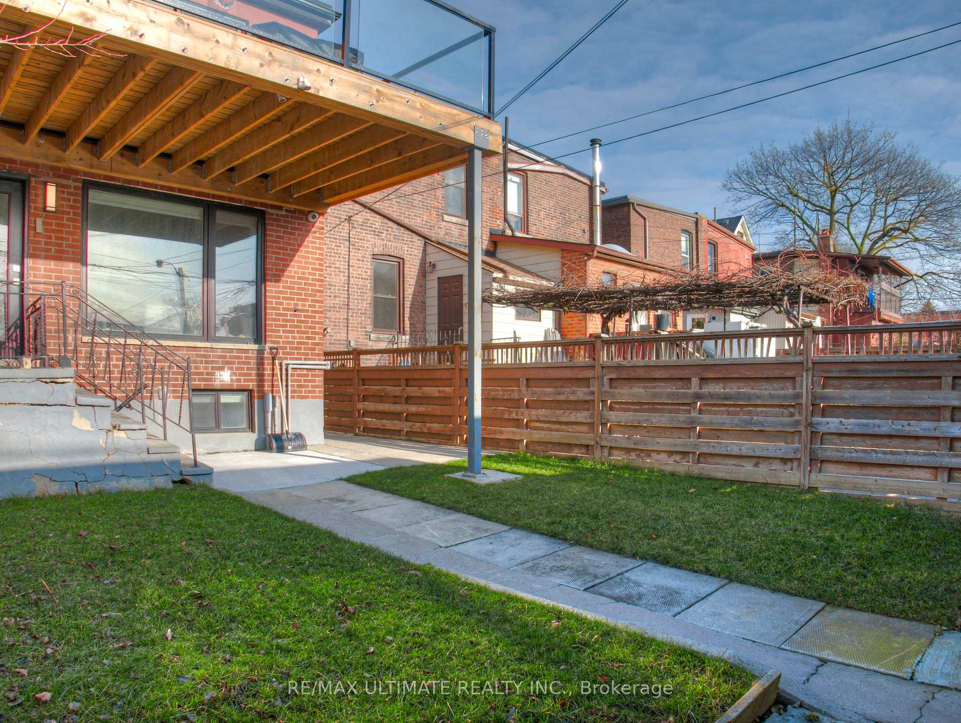 Photo 16 of Unit Apt #1, 115 Wallace Avenue, Toronto, Dovercourt-Wallace Emerson-Junction — HOMEH